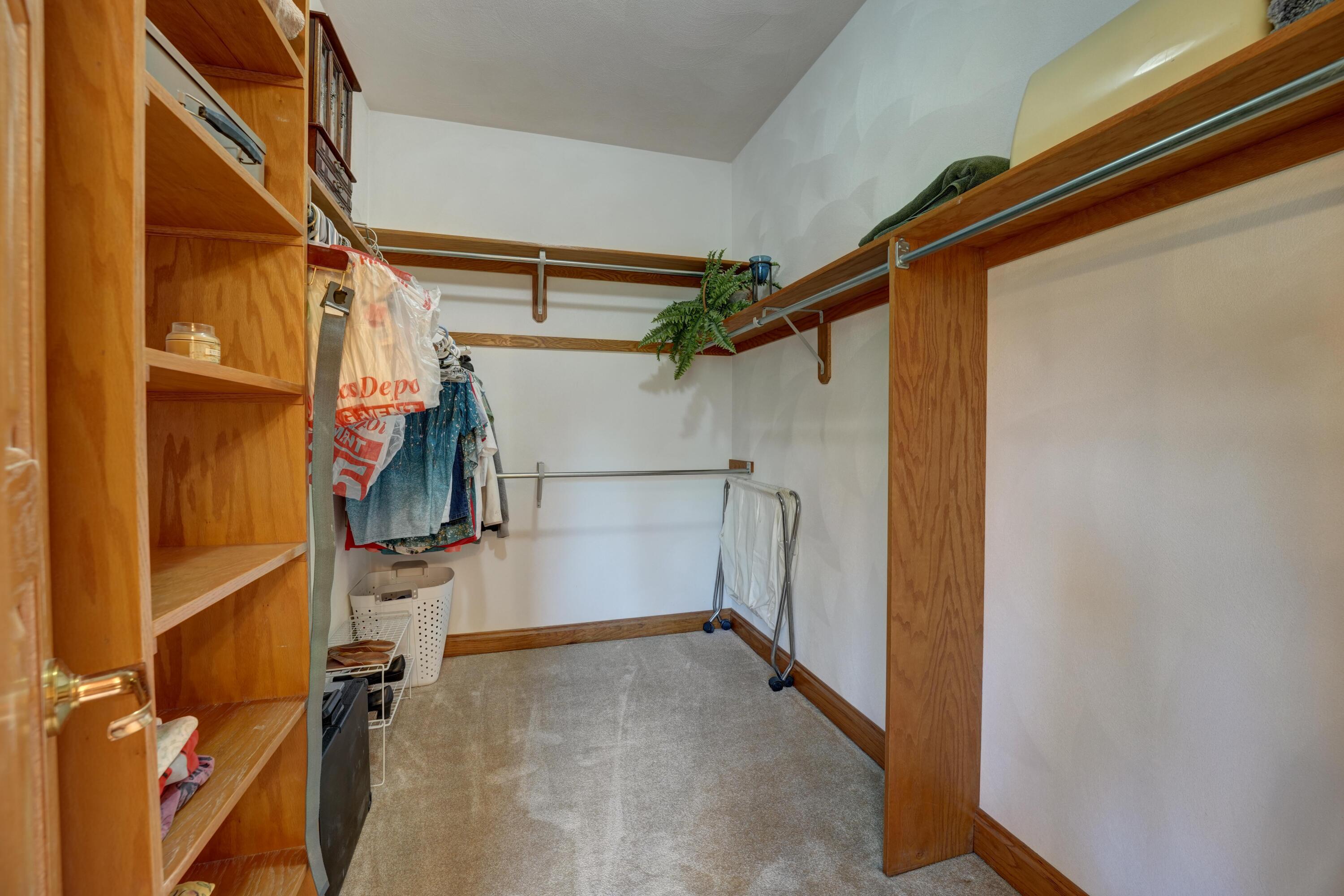 6372 Hartzell, Greenville, Ohio 45331