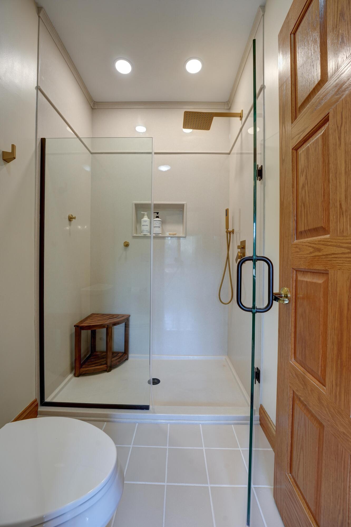 6372 Hartzell, Greenville, Ohio 45331