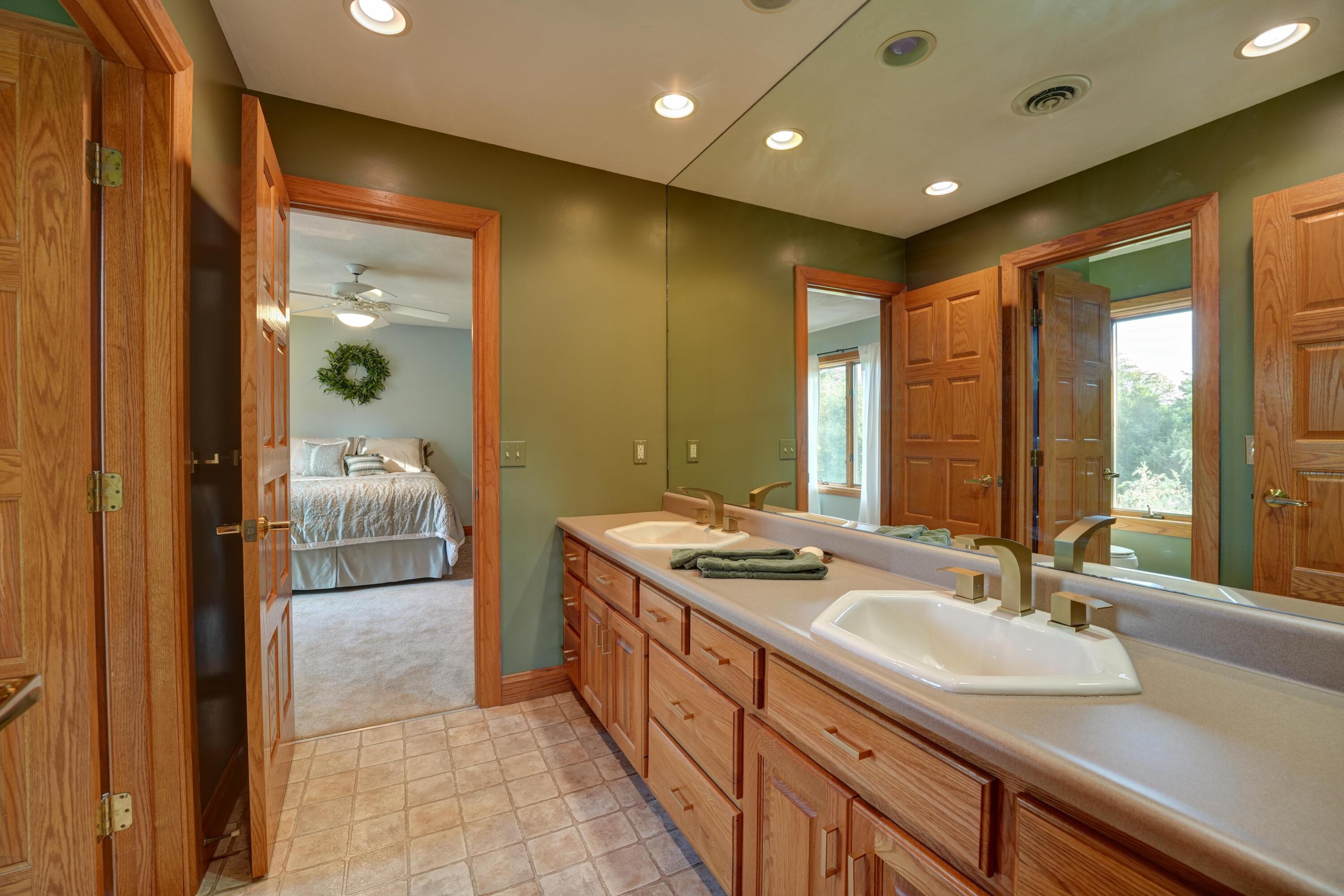 6372 Hartzell, Greenville, Ohio 45331