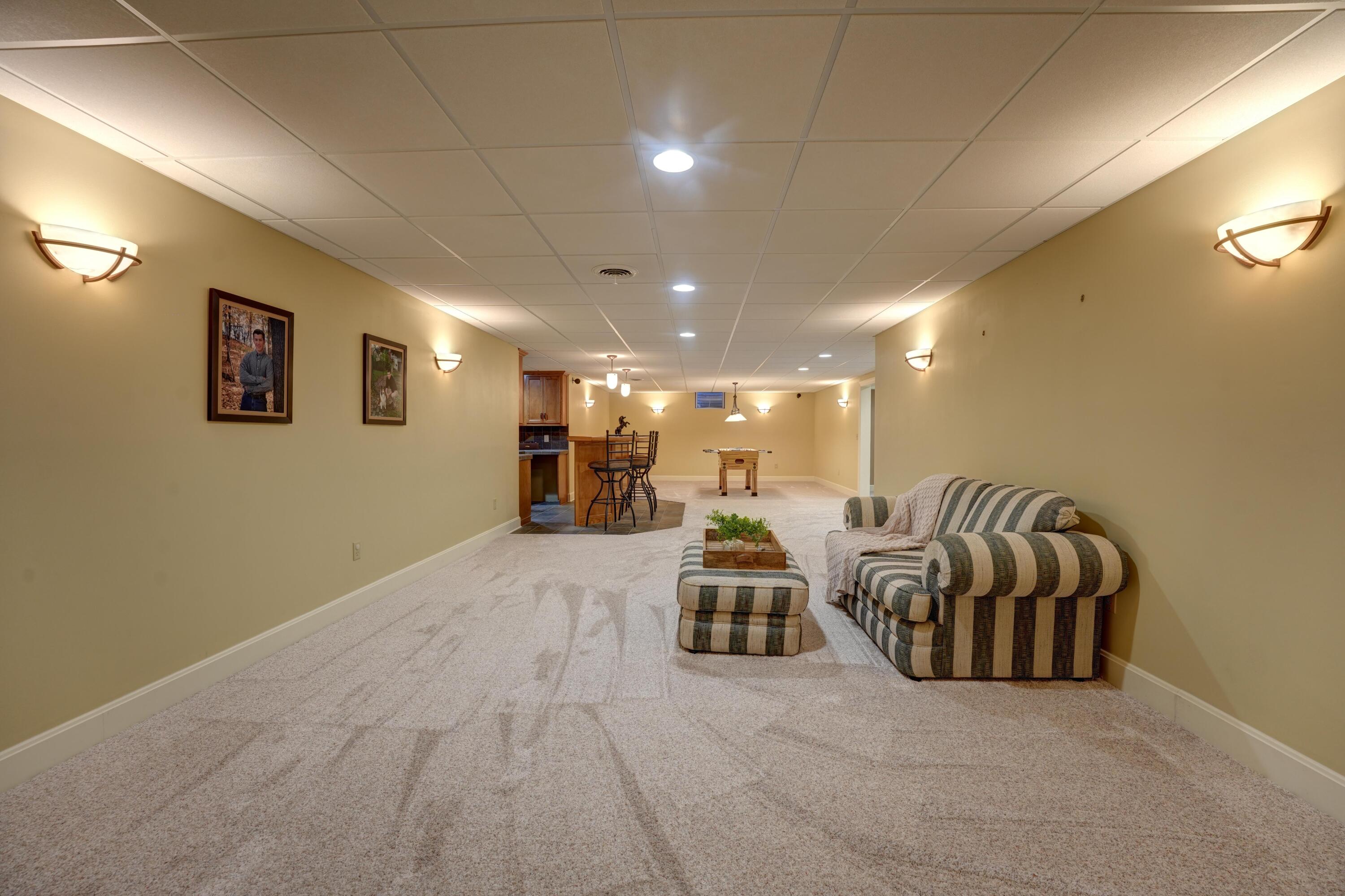 6372 Hartzell, Greenville, Ohio 45331
