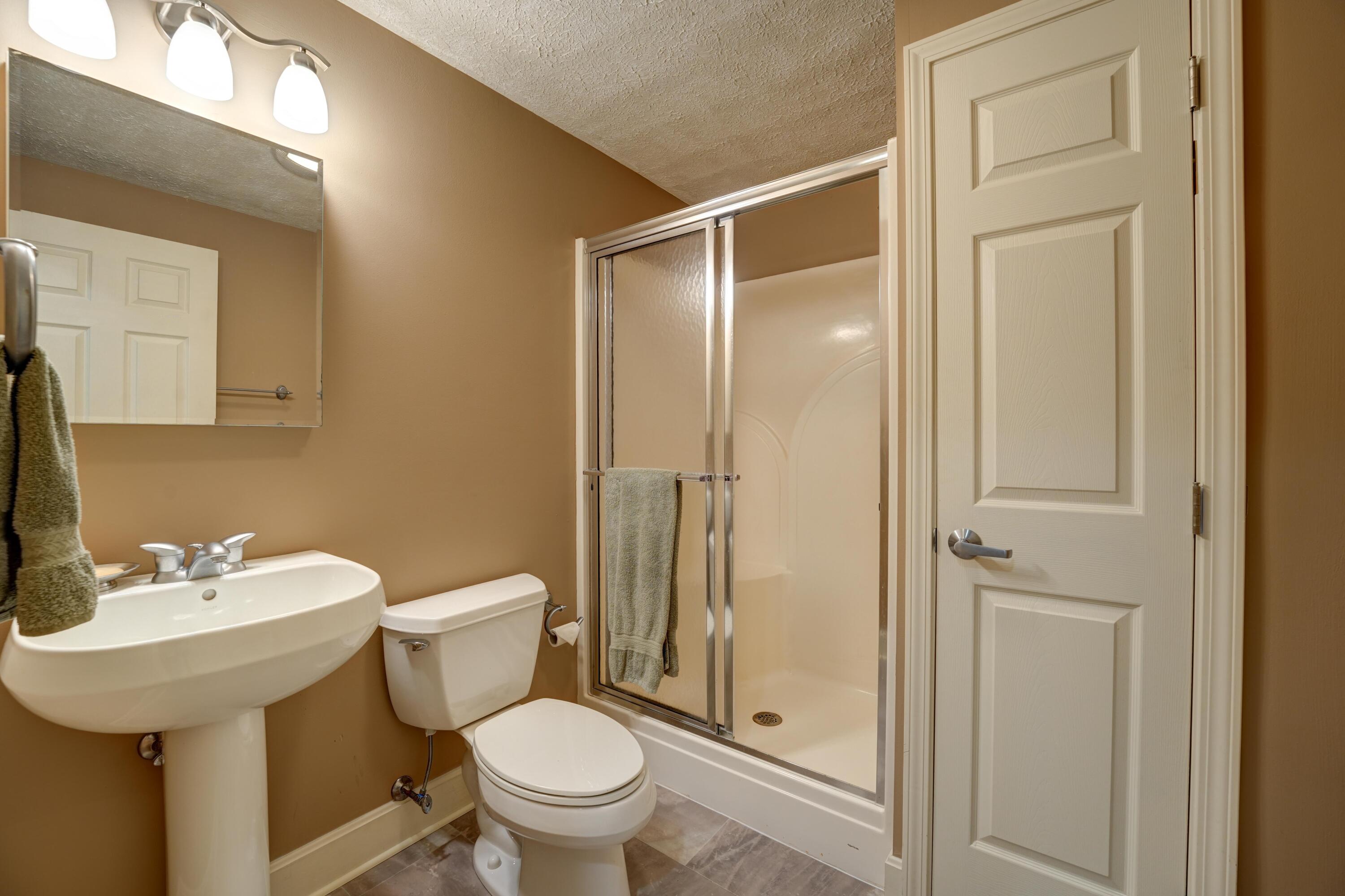 6372 Hartzell, Greenville, Ohio 45331