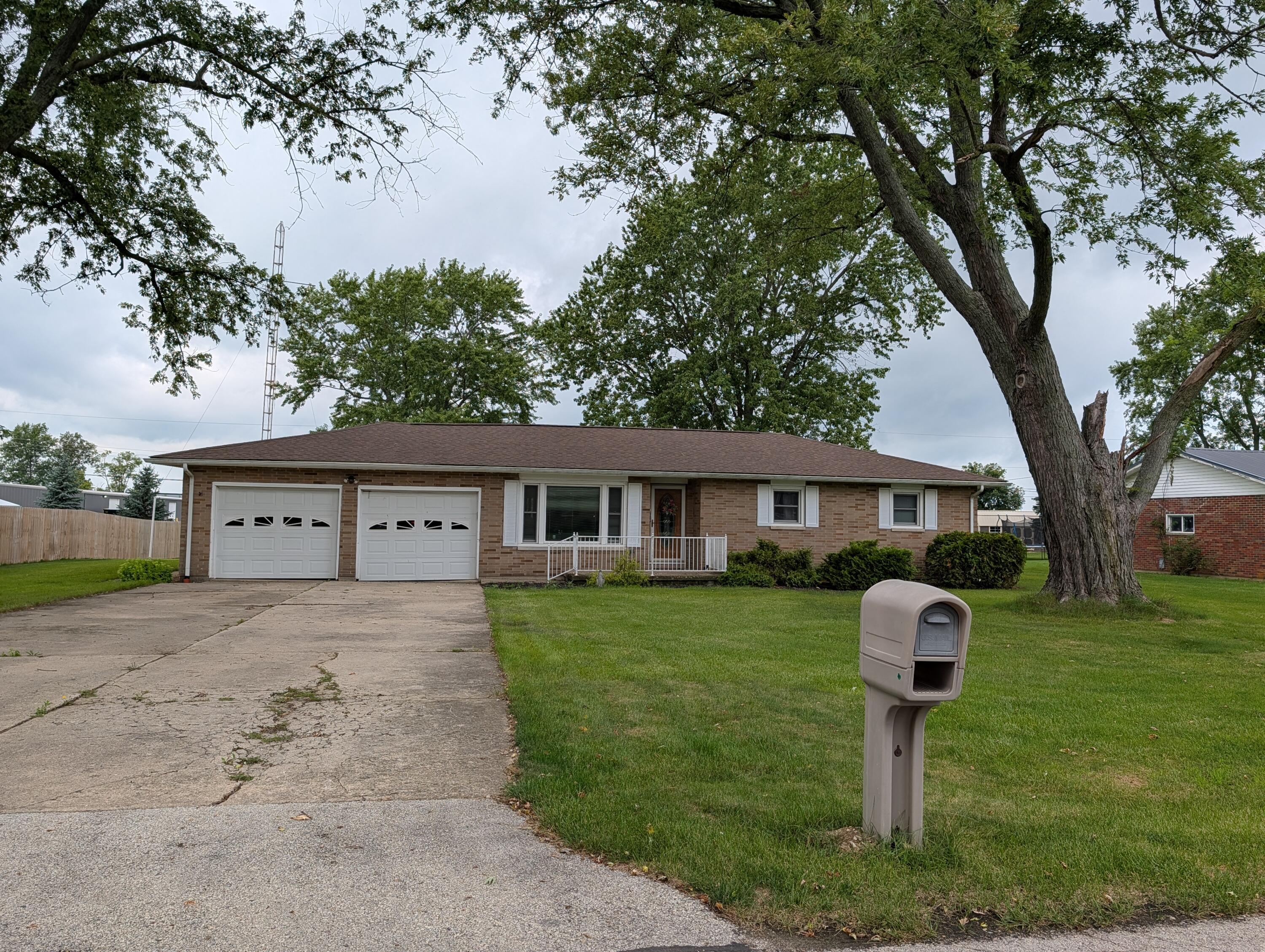 165 Meadowlane, Sidney, Ohio 45365