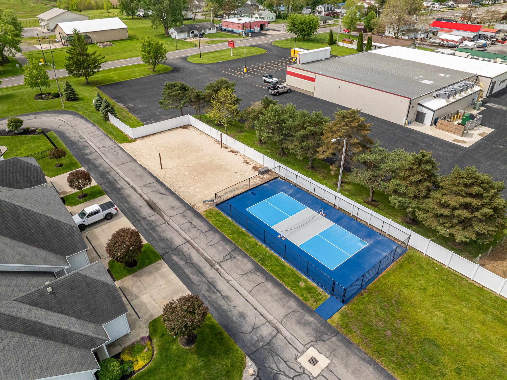7424 Sir Francis Drake, Russells Point, Ohio 43348