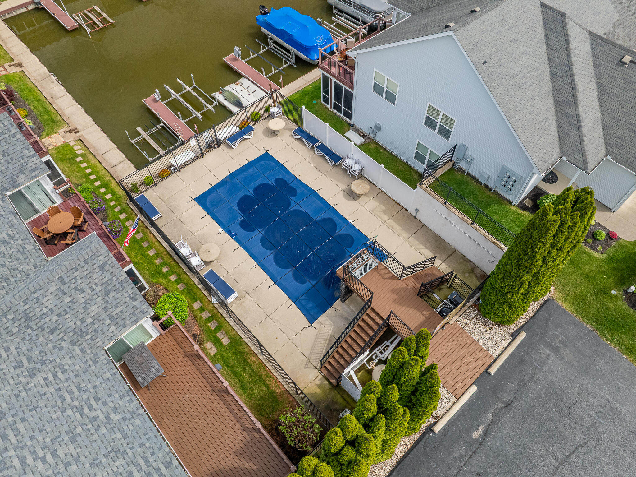 7424 Sir Francis Drake, Russells Point, Ohio 43348