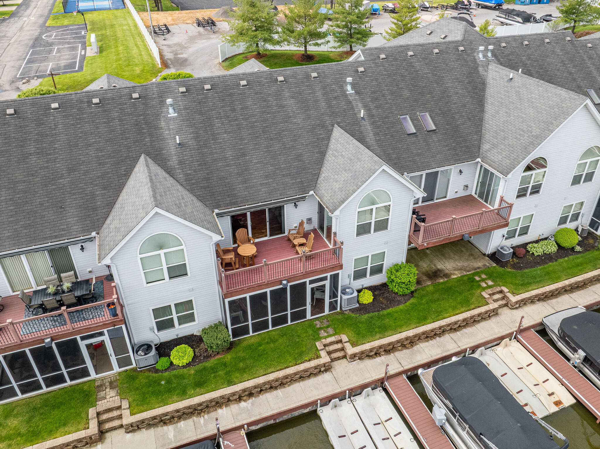 7424 Sir Francis Drake, Russells Point, Ohio 43348