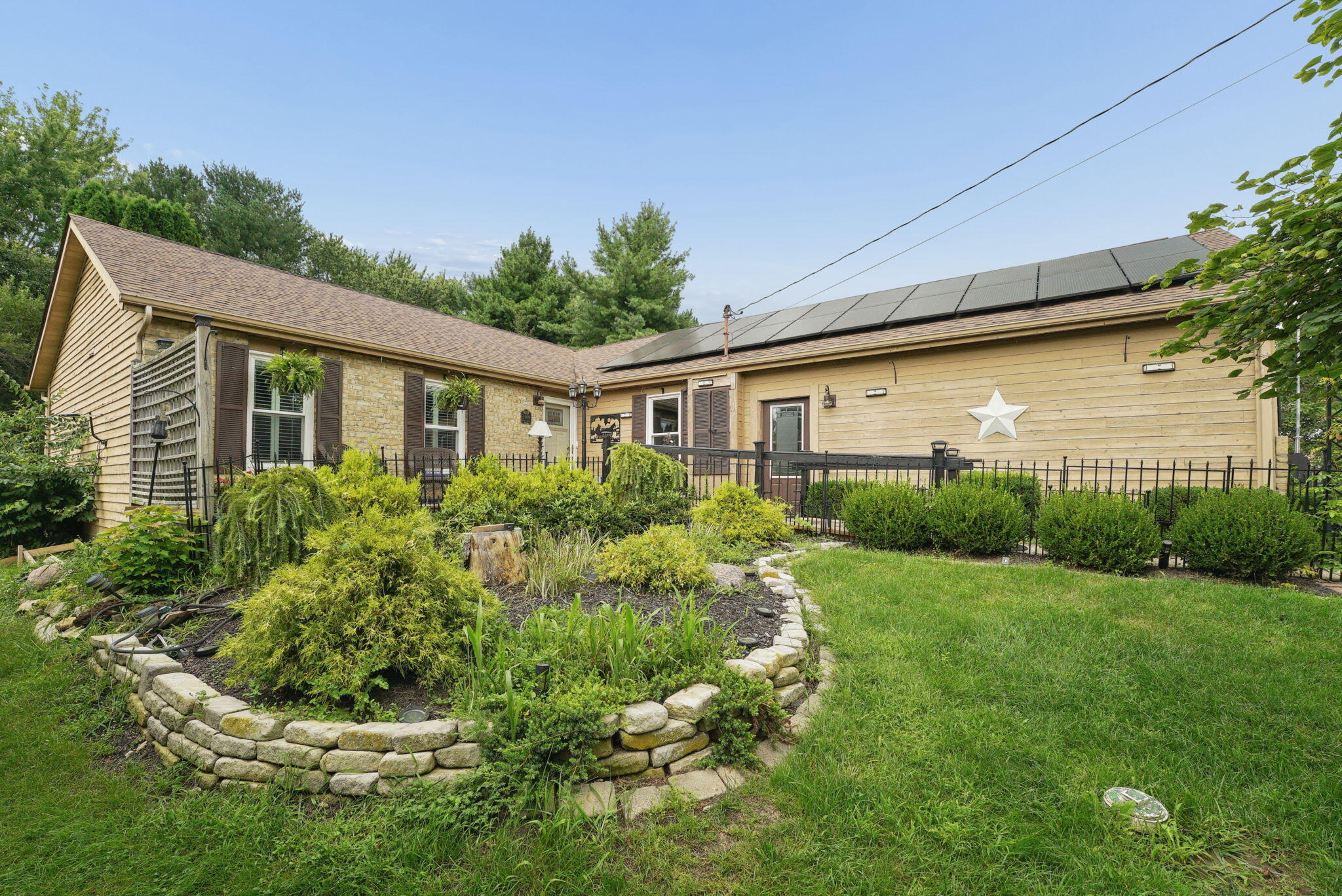 2400 Yuma, London, Ohio 43140
