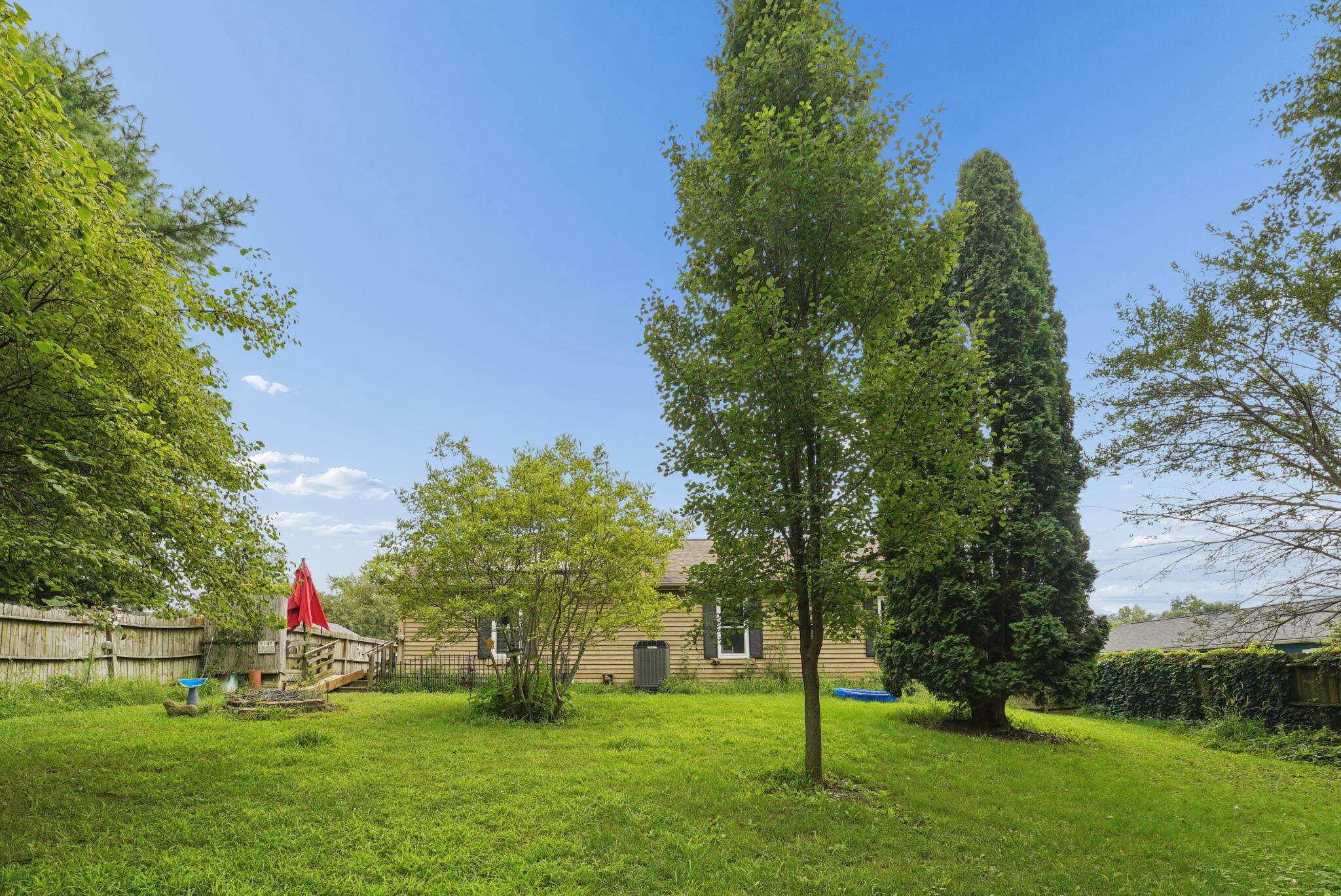 2400 Yuma, London, Ohio 43140