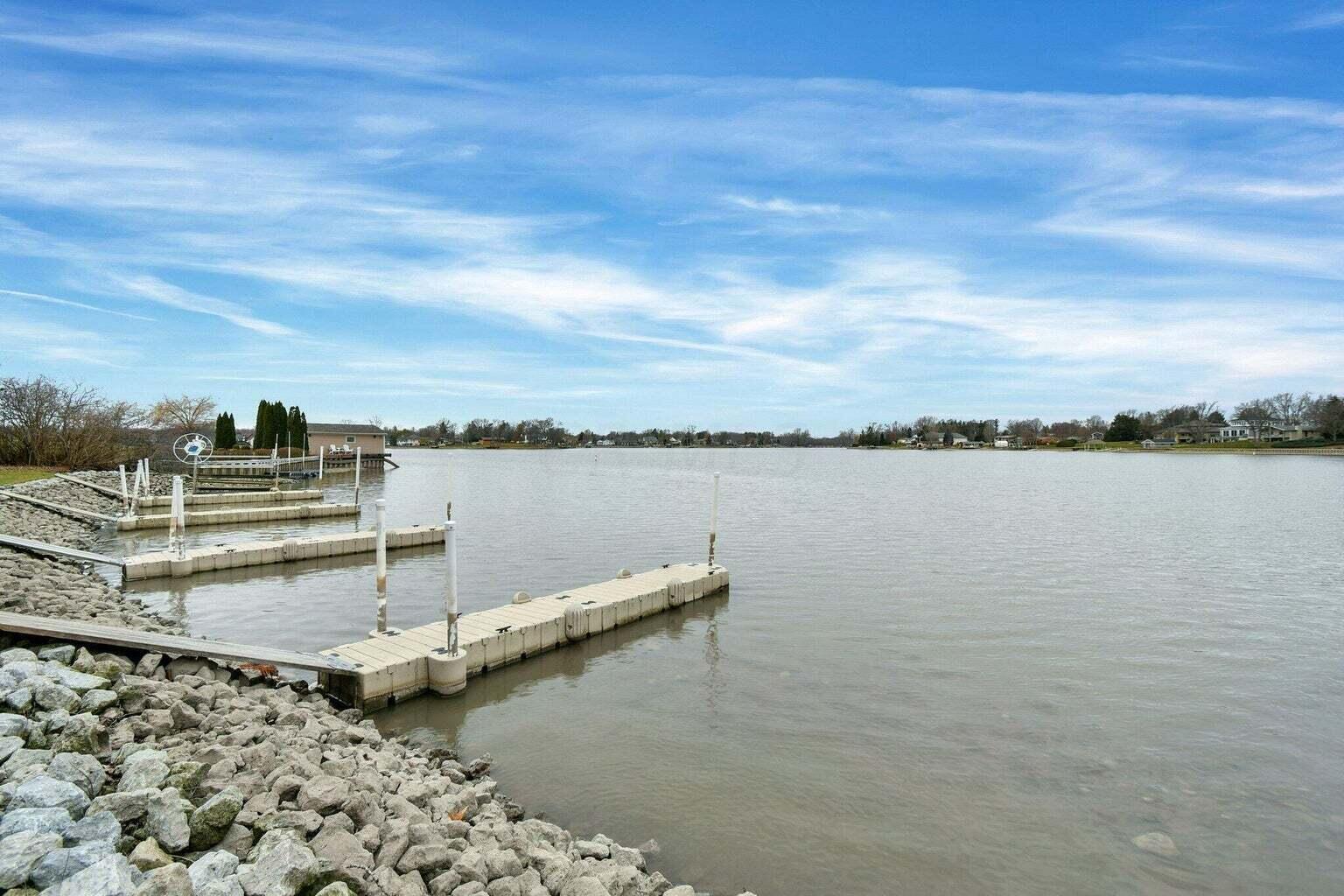 2400 Yuma, London, Ohio 43140
