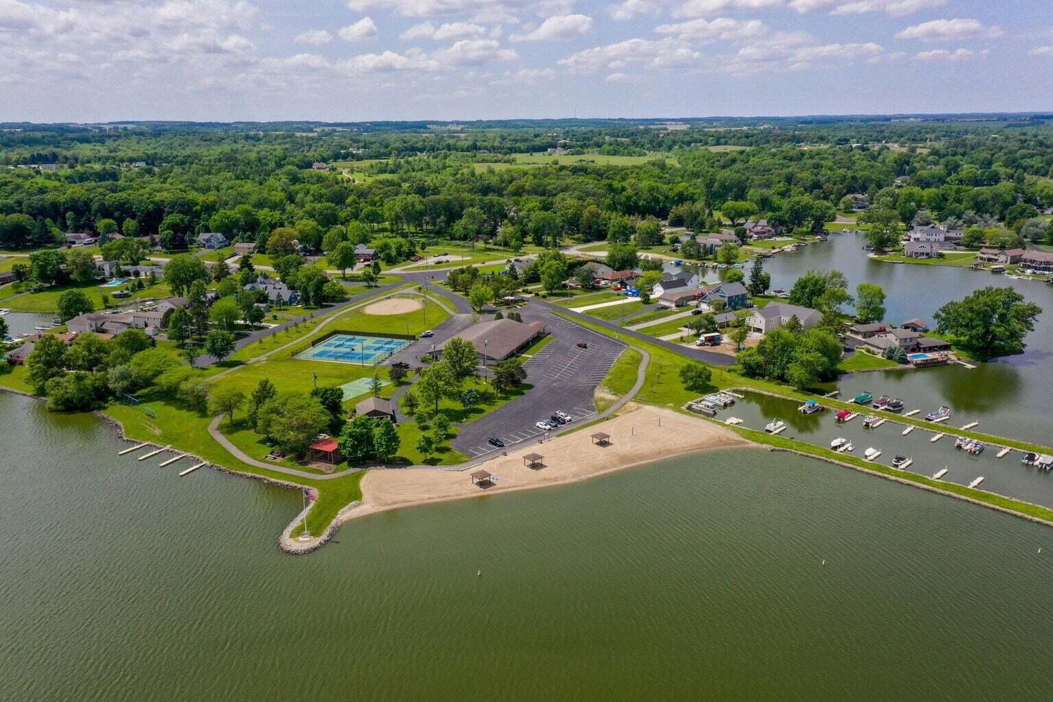 2400 Yuma, London, Ohio 43140