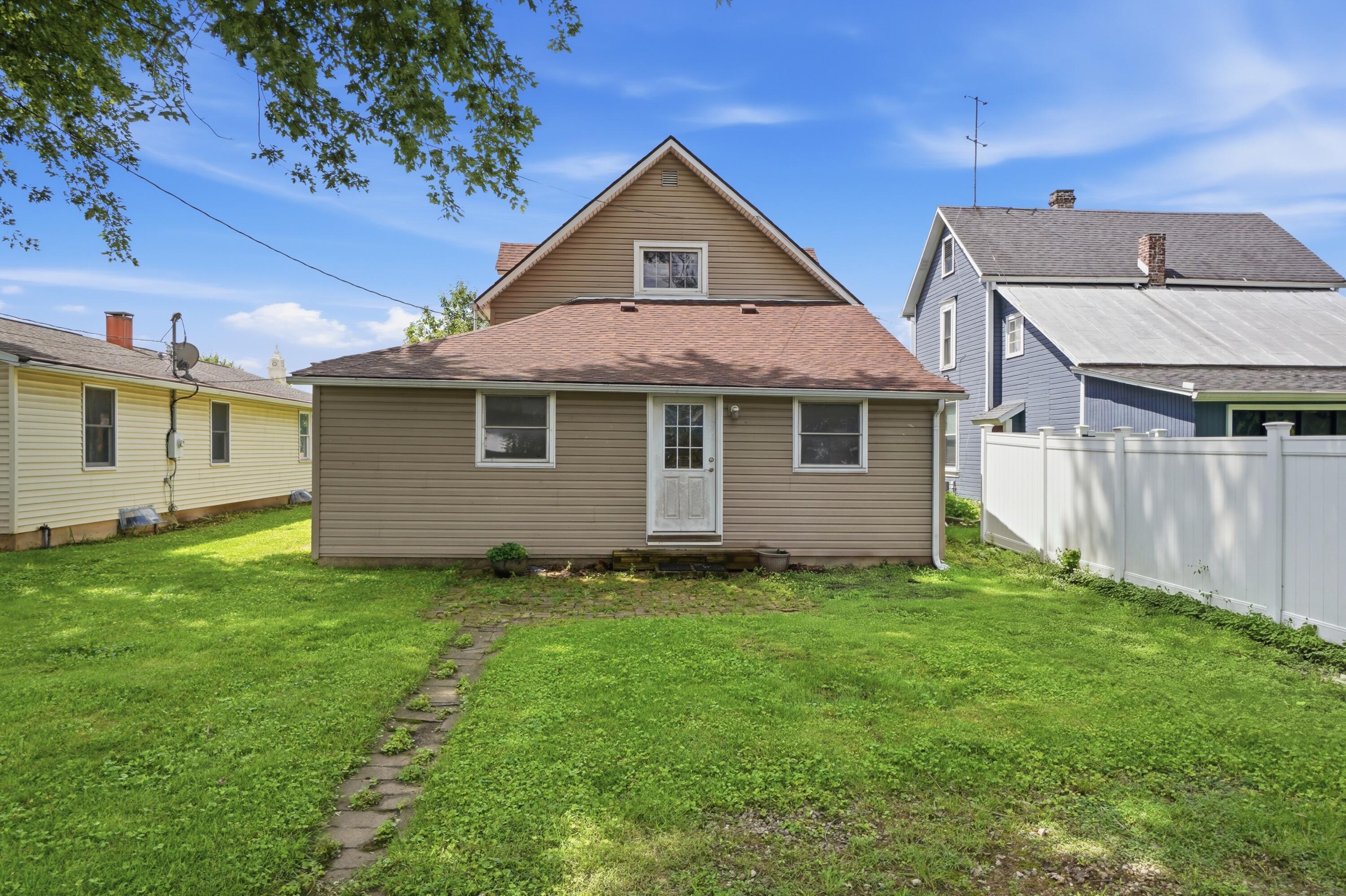 126 Walnut, Marysville, Ohio 43040