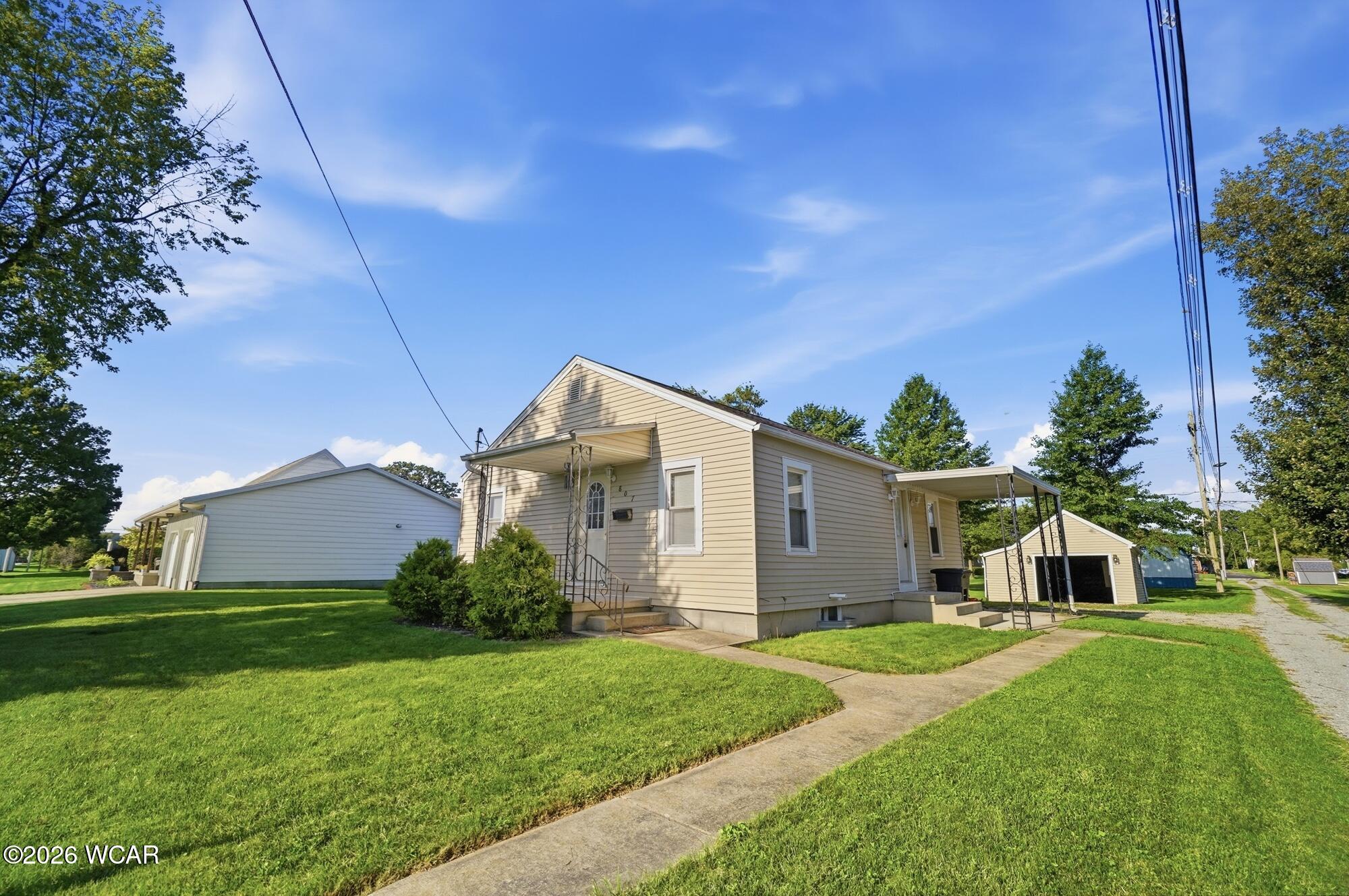 807 Court Street, Wapakoneta, Ohio
