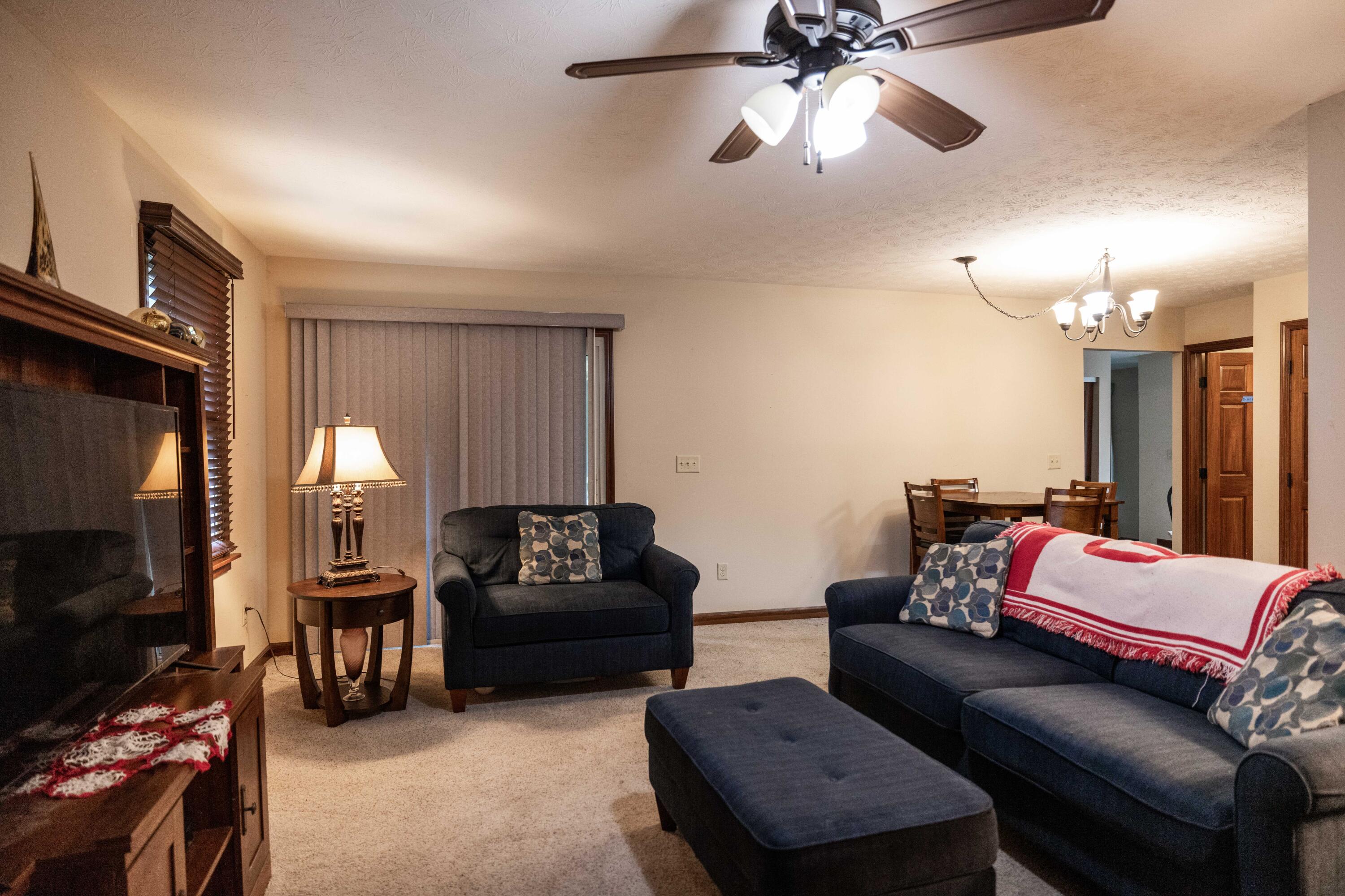 6300 Plateau, Springfield, Ohio 45502