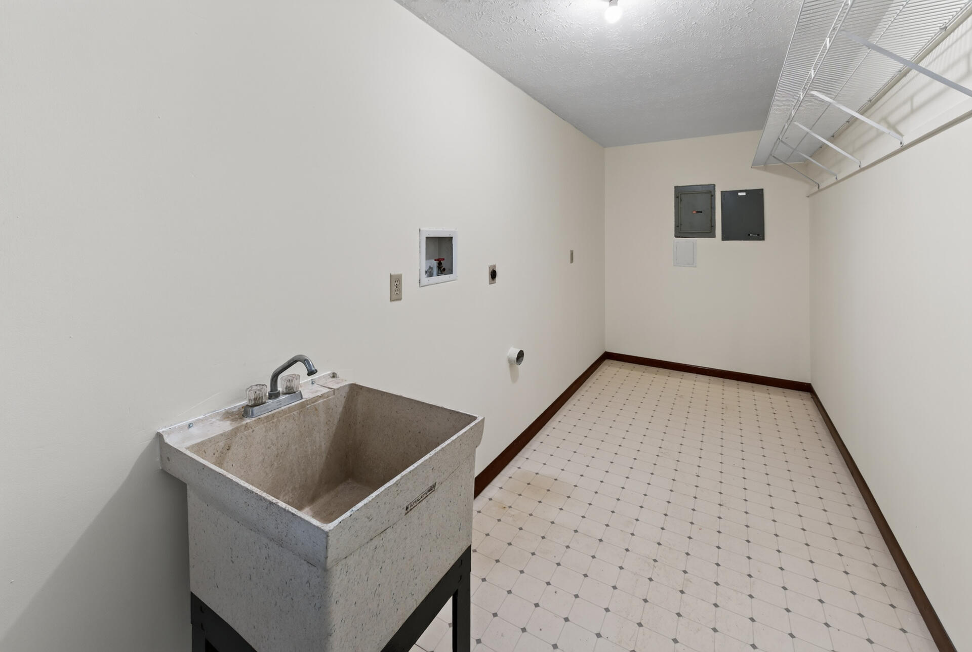 201 Brookside, New Carlisle, Ohio 45344