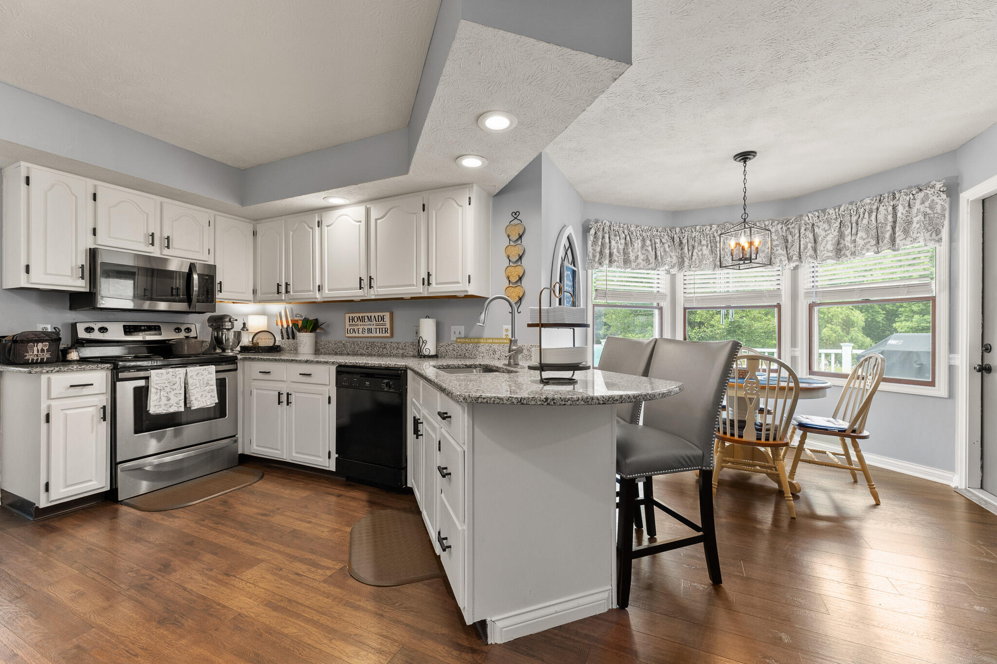1084 Kingsgate, Springfield, Ohio 45503