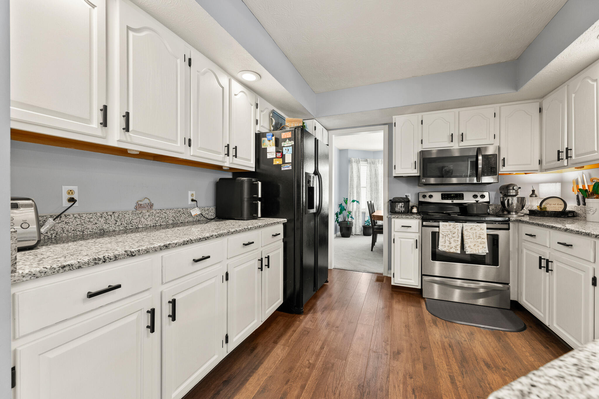 1084 Kingsgate, Springfield, Ohio 45503