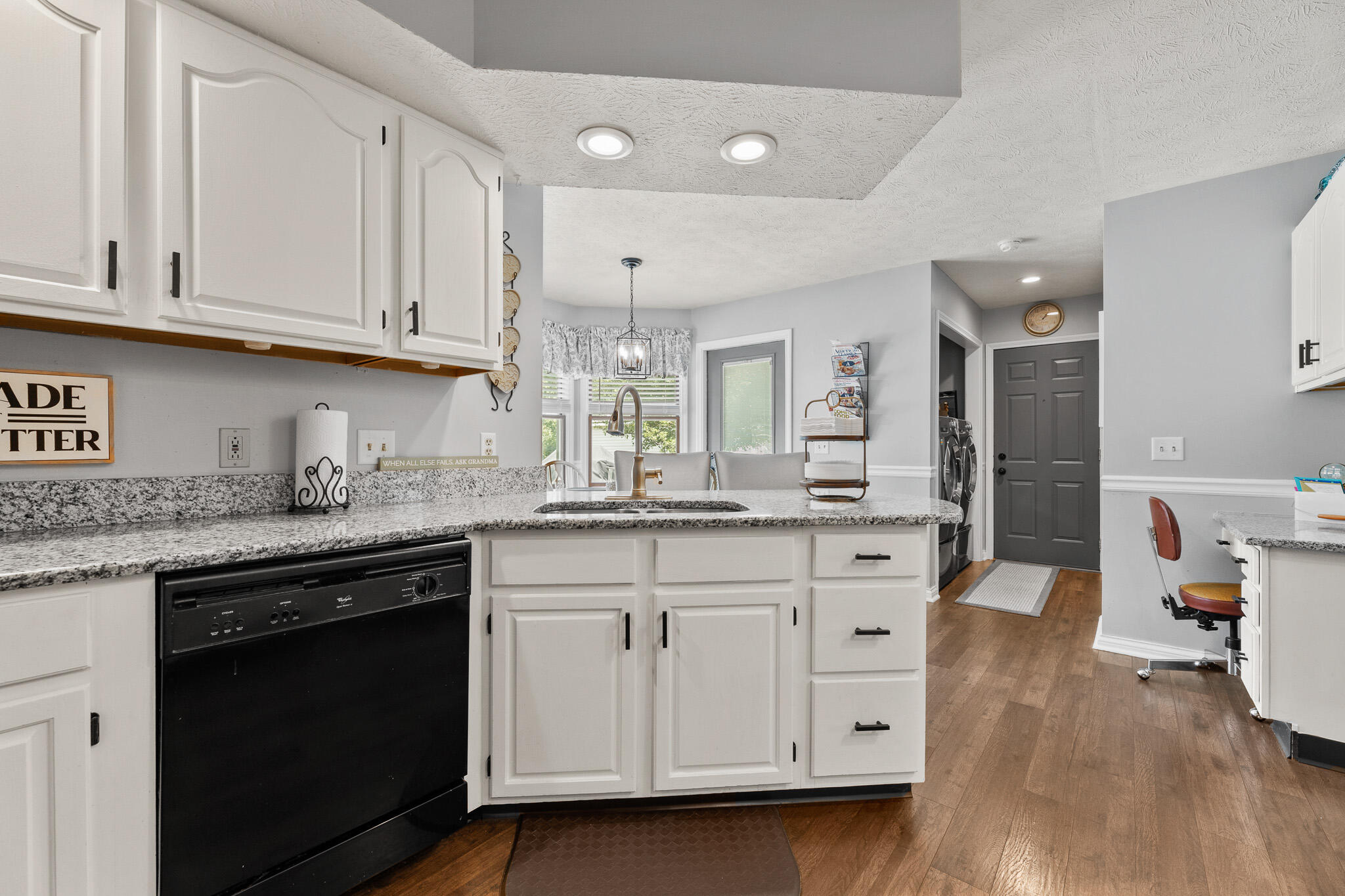 1084 Kingsgate, Springfield, Ohio 45503
