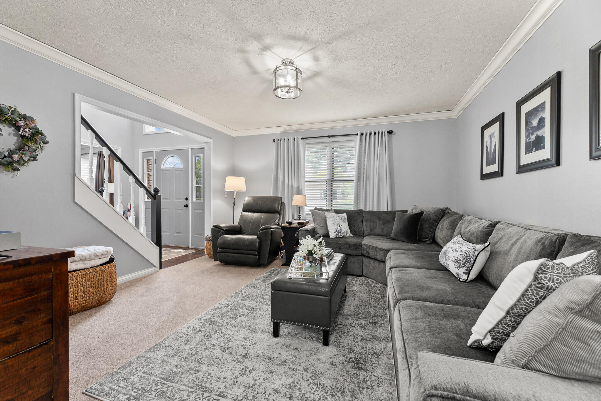 1084 Kingsgate, Springfield, Ohio 45503