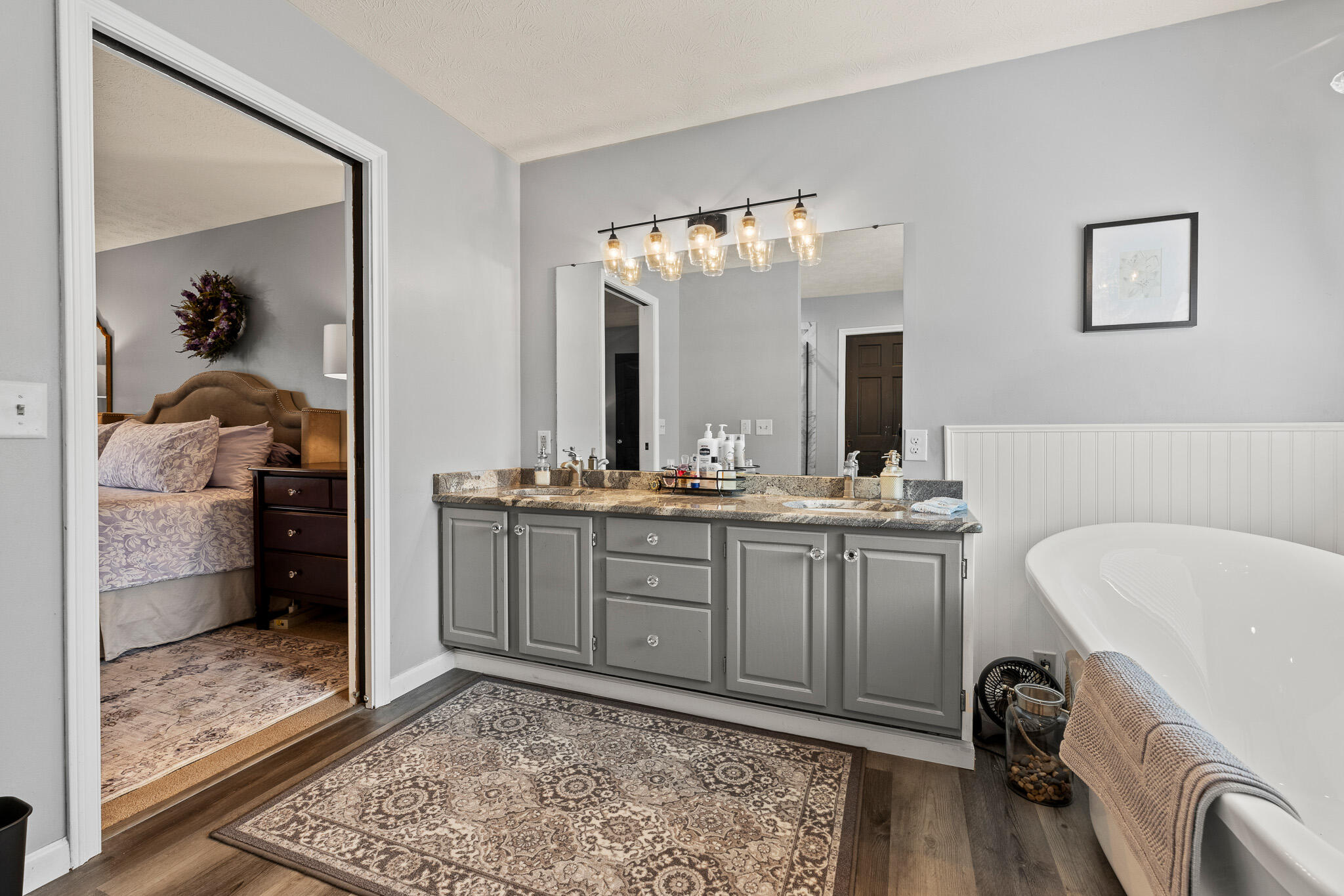1084 Kingsgate, Springfield, Ohio 45503