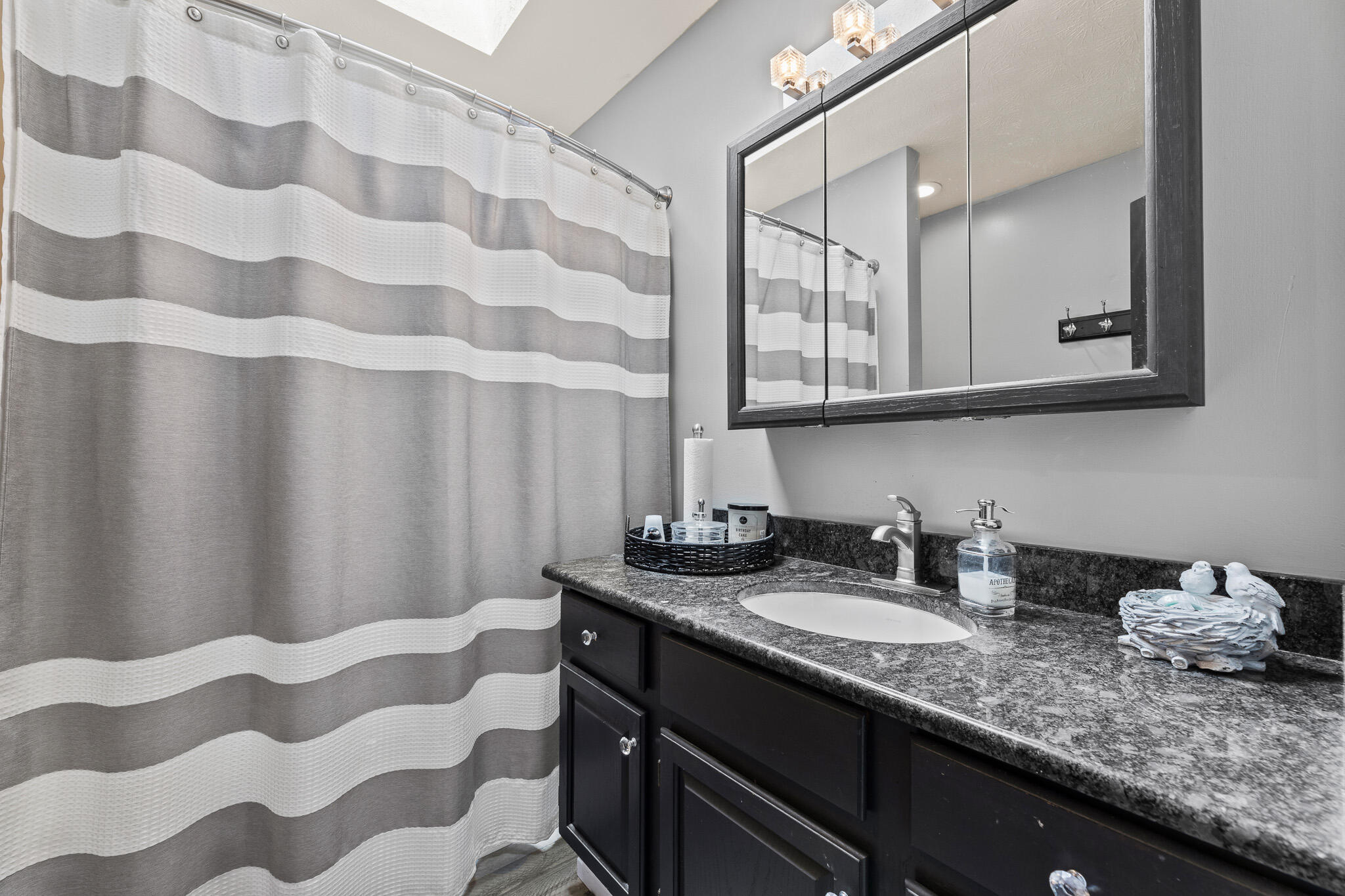 1084 Kingsgate, Springfield, Ohio 45503