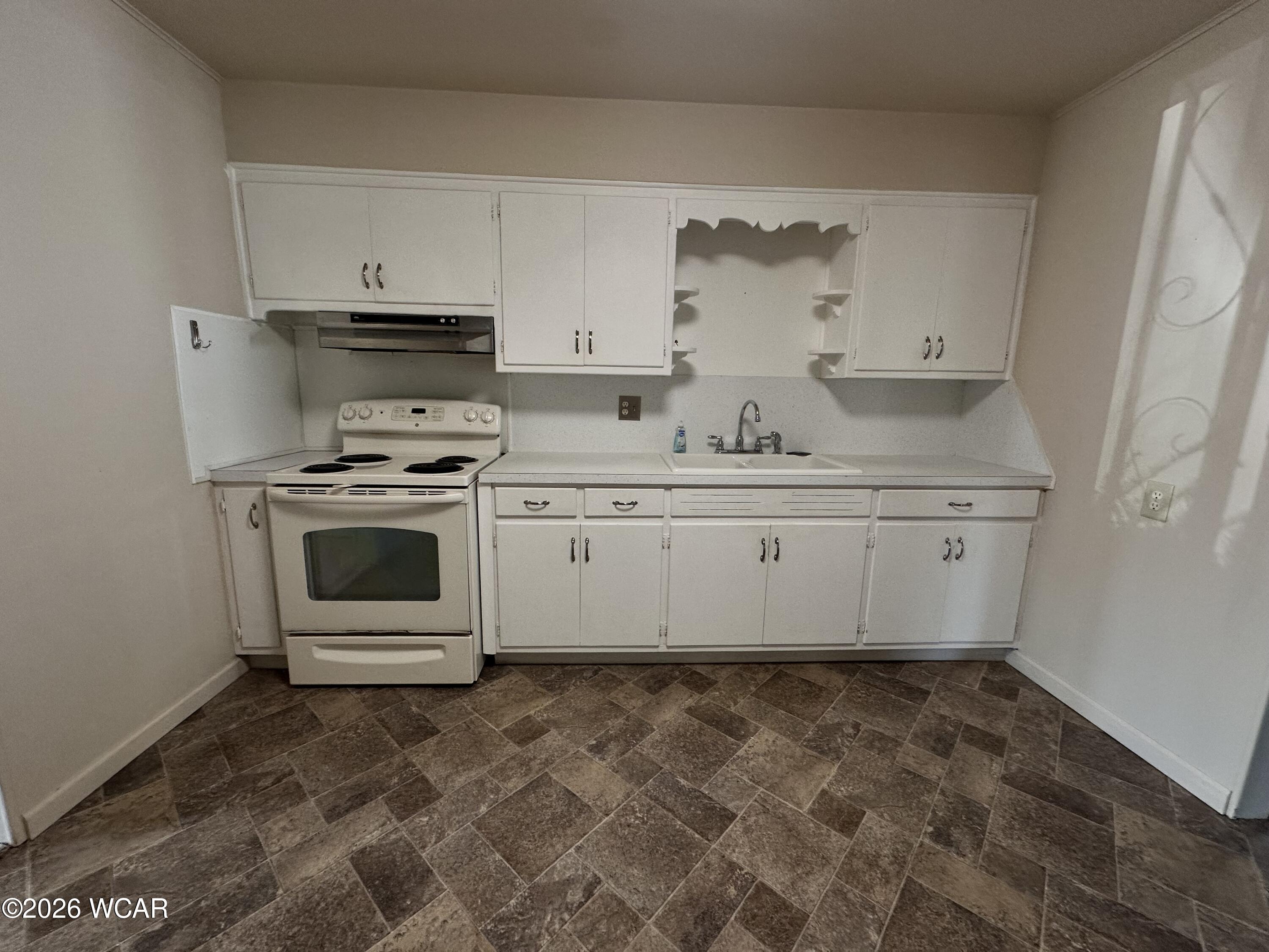 302 Hillcrest Drive, Elida, Ohio