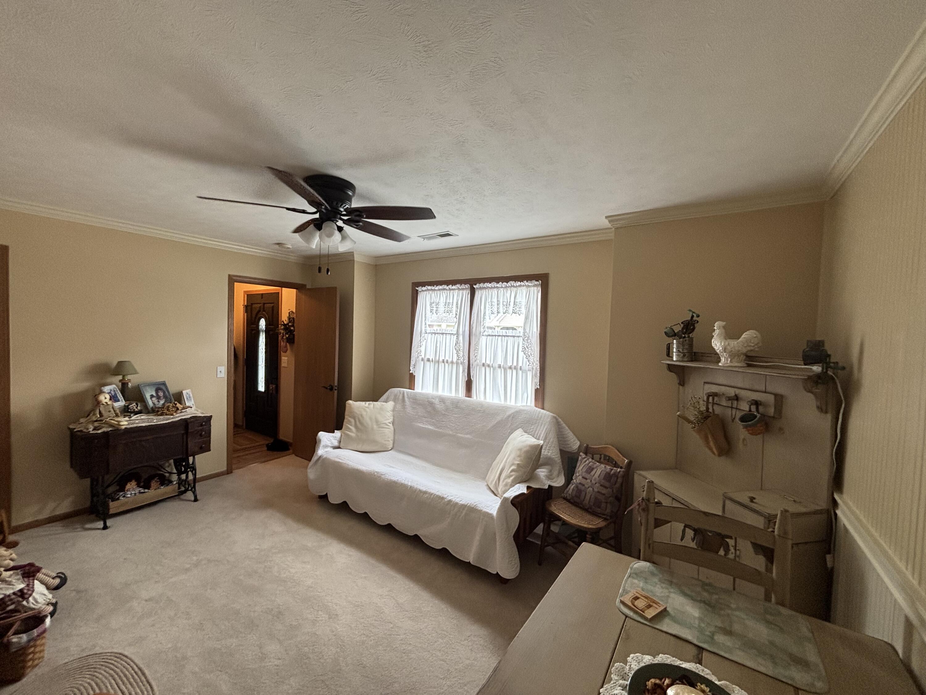 1524 New Castle, Springfield, Ohio 45503