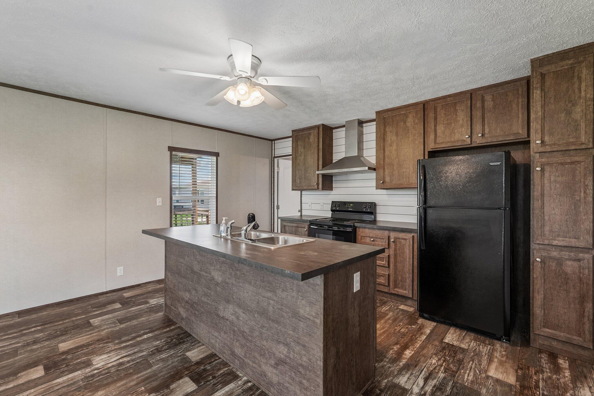 7916 State Route 559, Zanesfield, Ohio 43360
