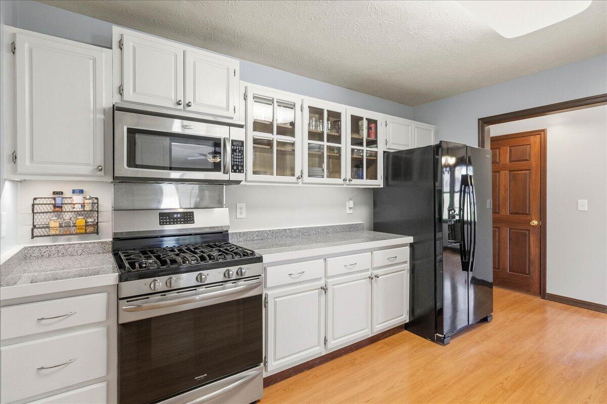 7243 State Route 559, Zanesfield, Ohio 43360