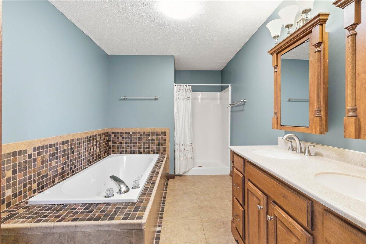 7243 State Route 559, Zanesfield, Ohio 43360
