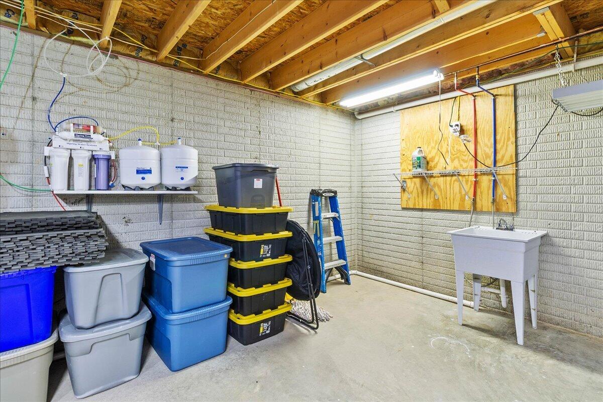 7243 State Route 559, Zanesfield, Ohio 43360