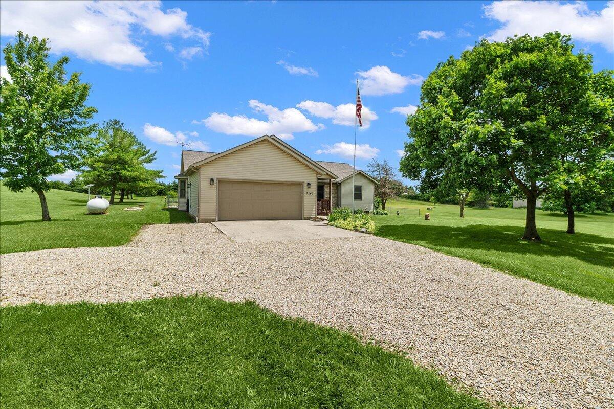 7243 State Route 559, Zanesfield, Ohio 43360