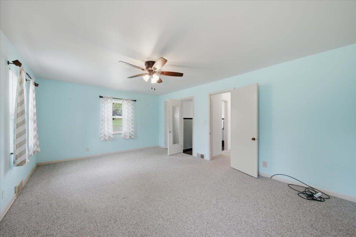 786 Westchester Park, Springfield, Ohio 45504