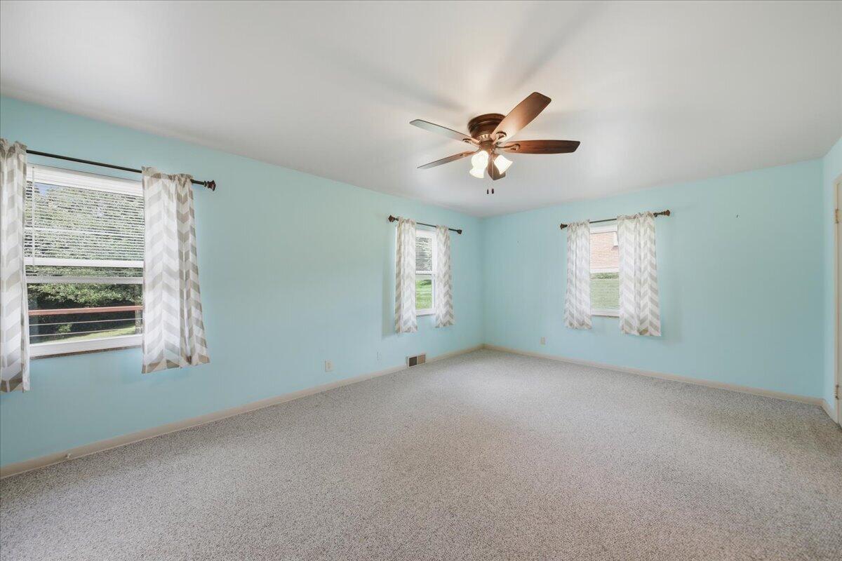 786 Westchester Park, Springfield, Ohio 45504
