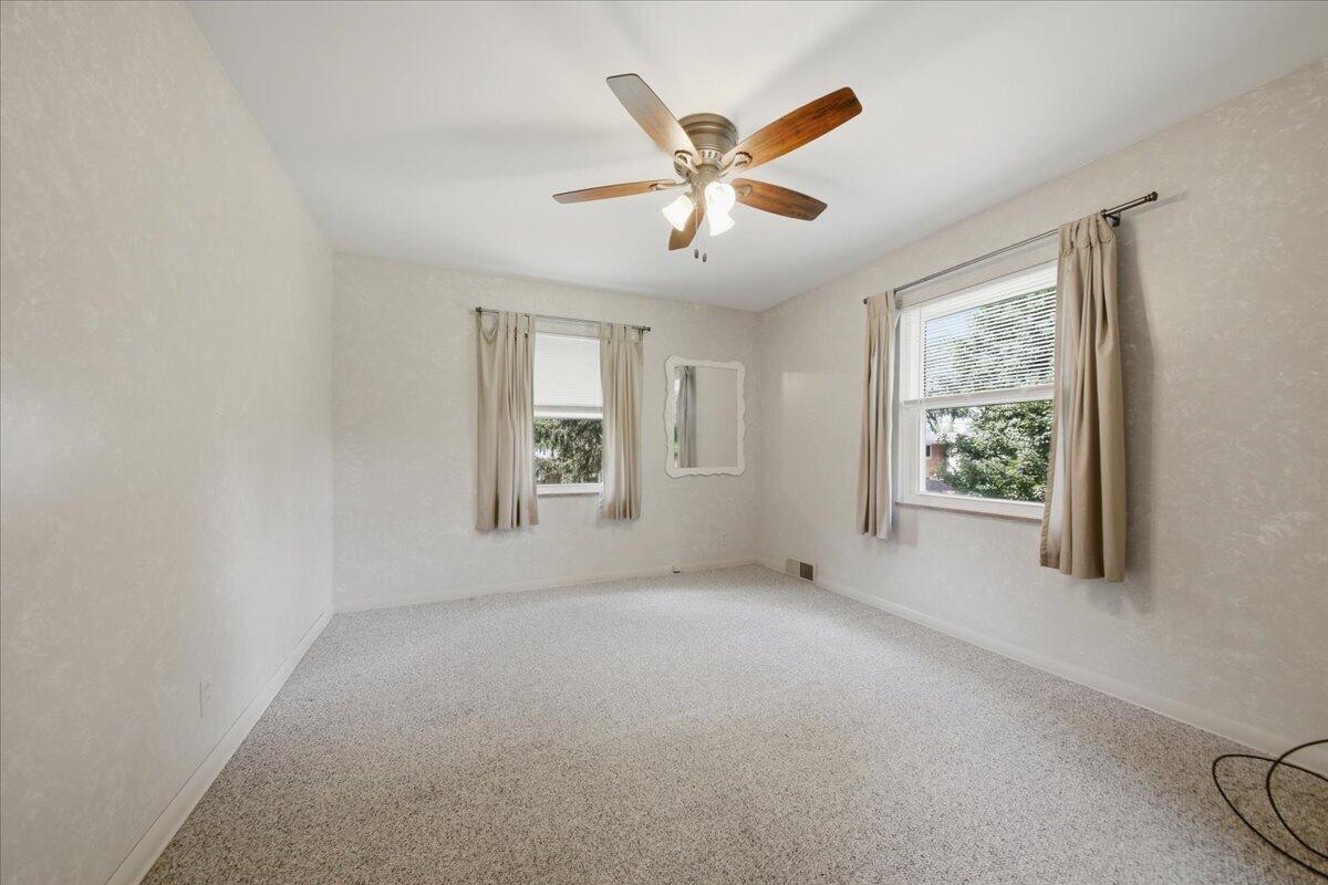 786 Westchester Park, Springfield, Ohio 45504