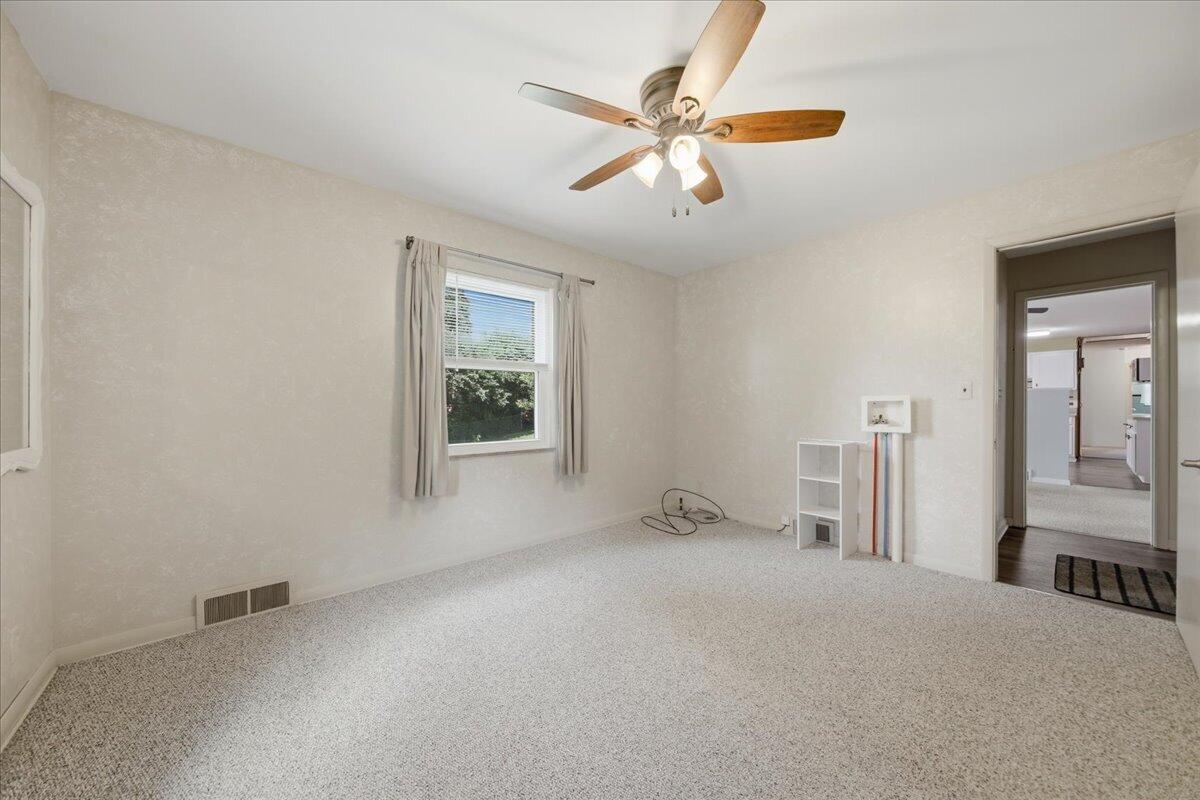 786 Westchester Park, Springfield, Ohio 45504