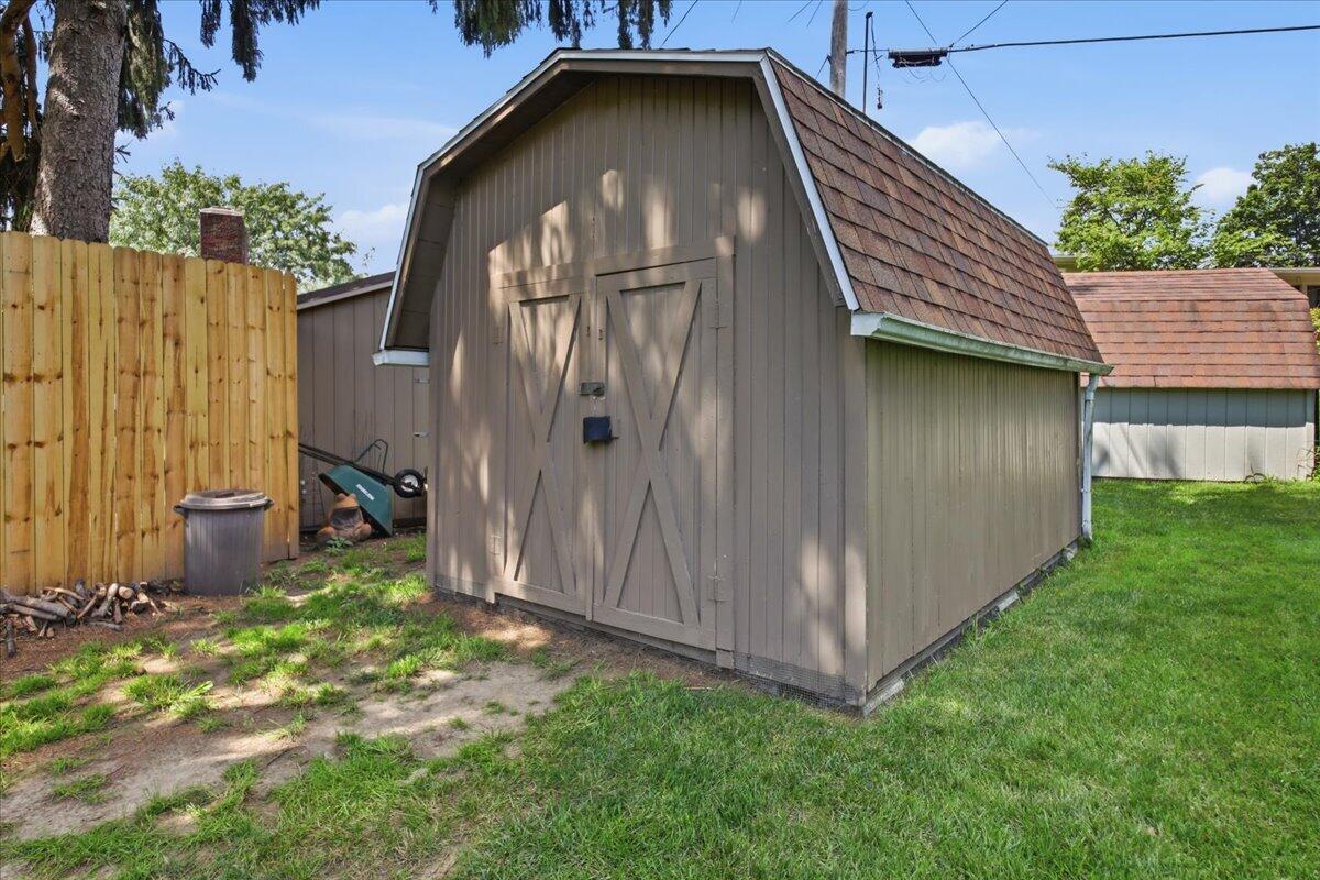 786 Westchester Park, Springfield, Ohio 45504