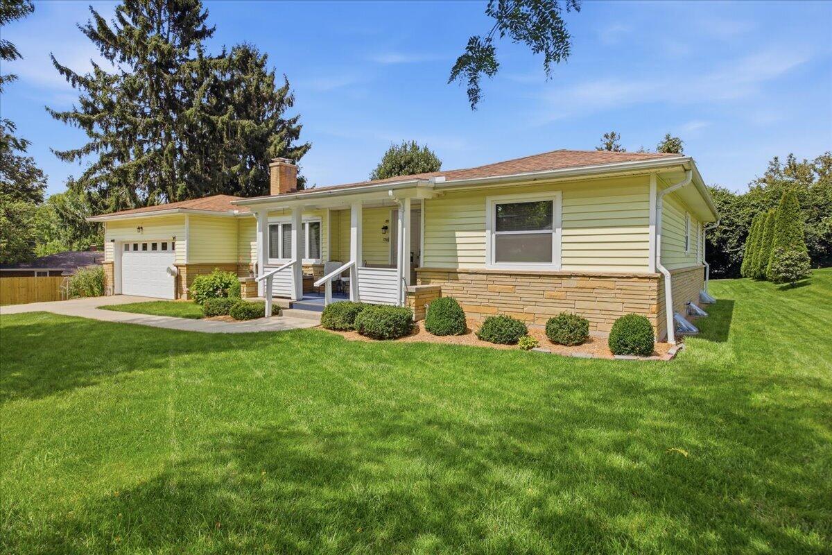 786 Westchester Park, Springfield, Ohio 45504
