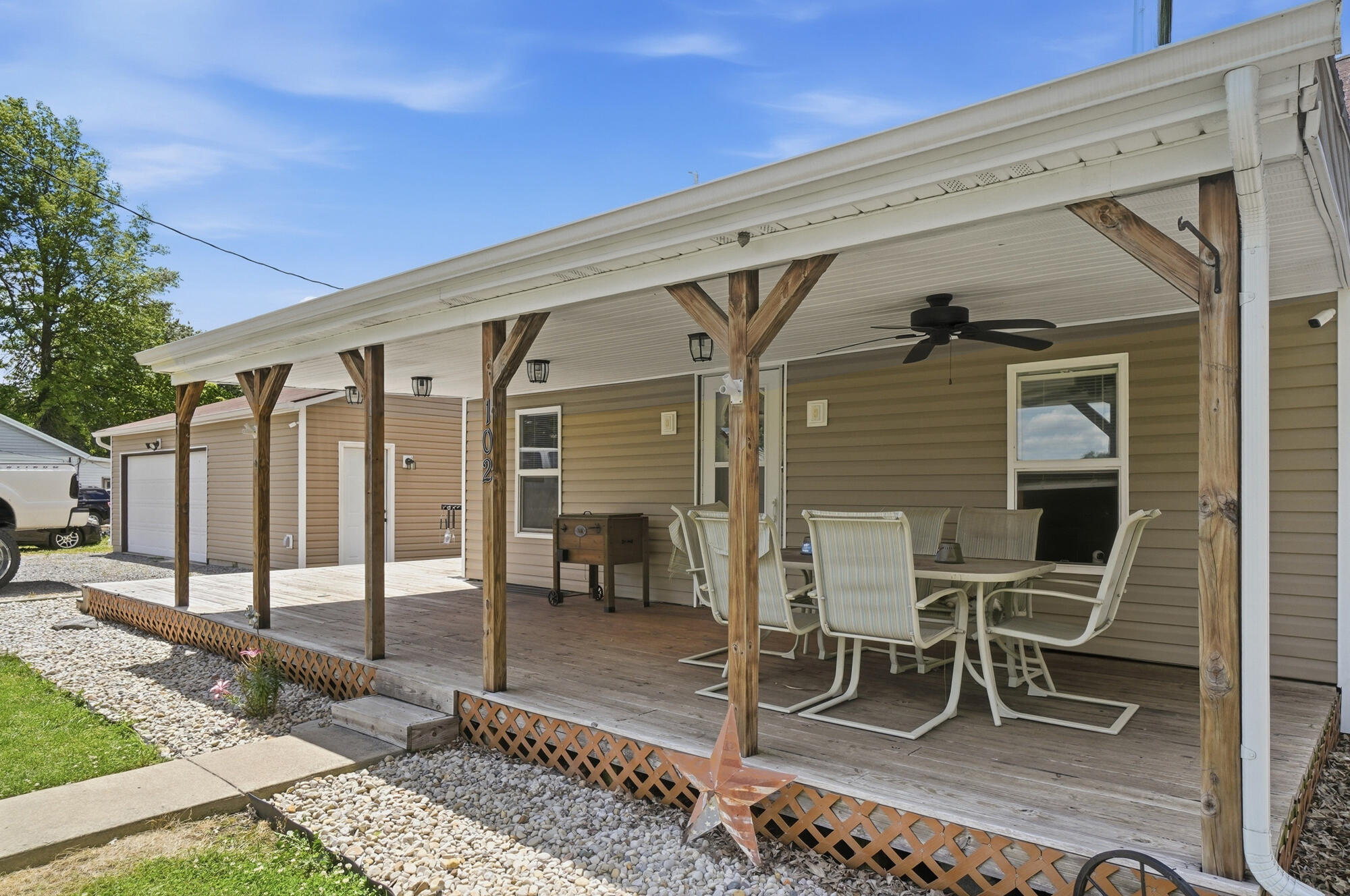 102 Wayne, Waynesfield, Ohio 45896