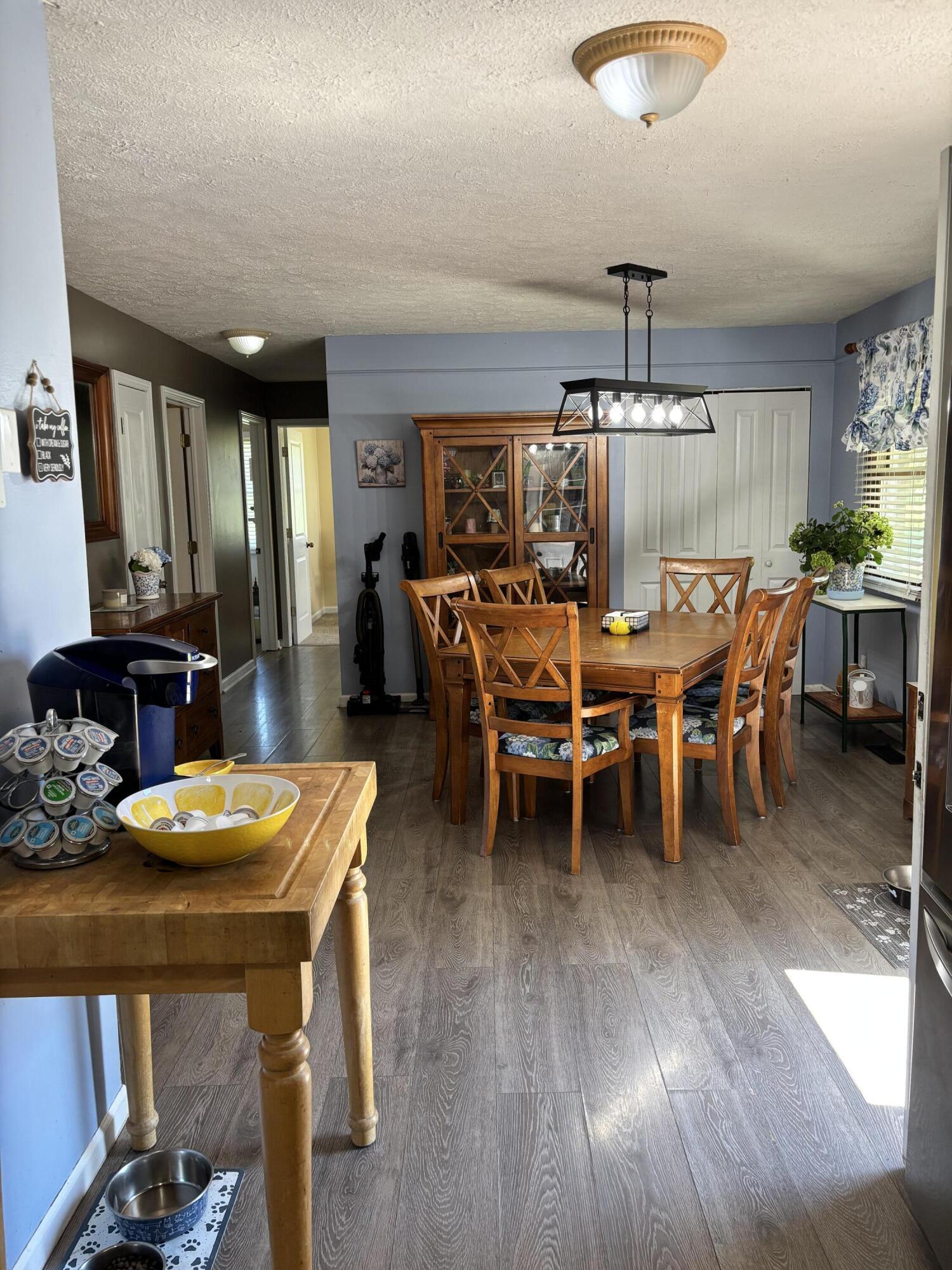 5493 Beard, Springfield, Ohio 45502