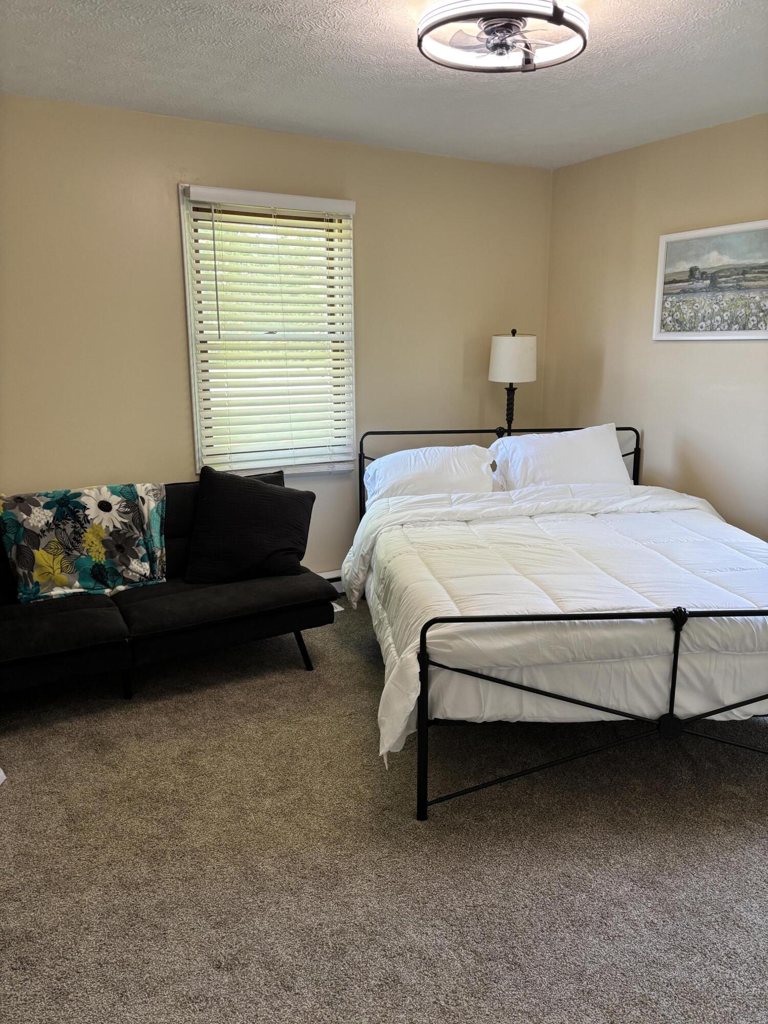 5493 Beard, Springfield, Ohio 45502