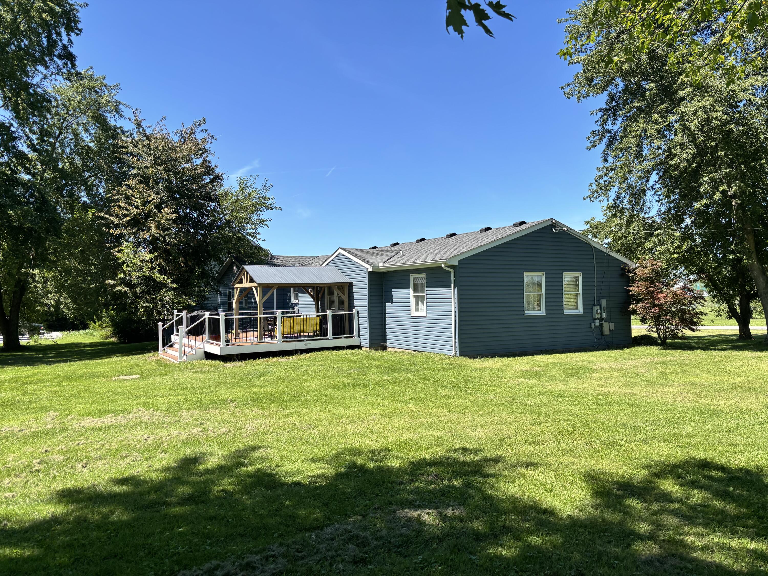 5493 Beard, Springfield, Ohio 45502