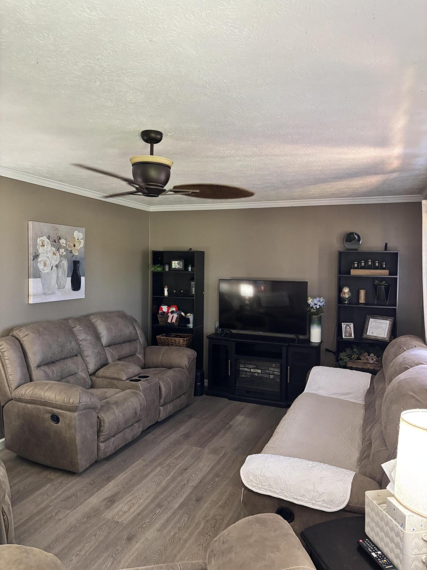 5493 Beard, Springfield, Ohio 45502
