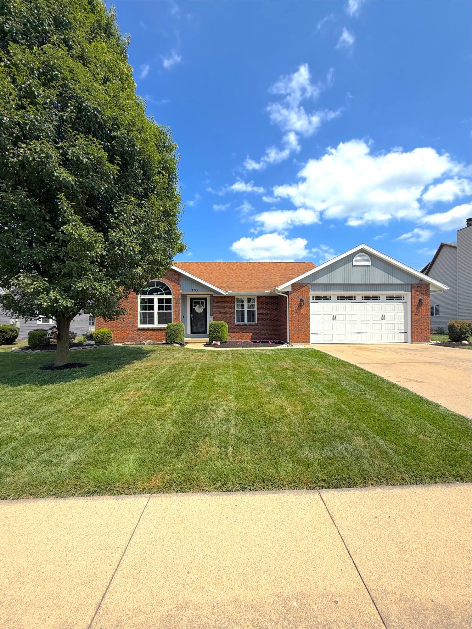 1306 Oakview, Saint Marys, Ohio 45885