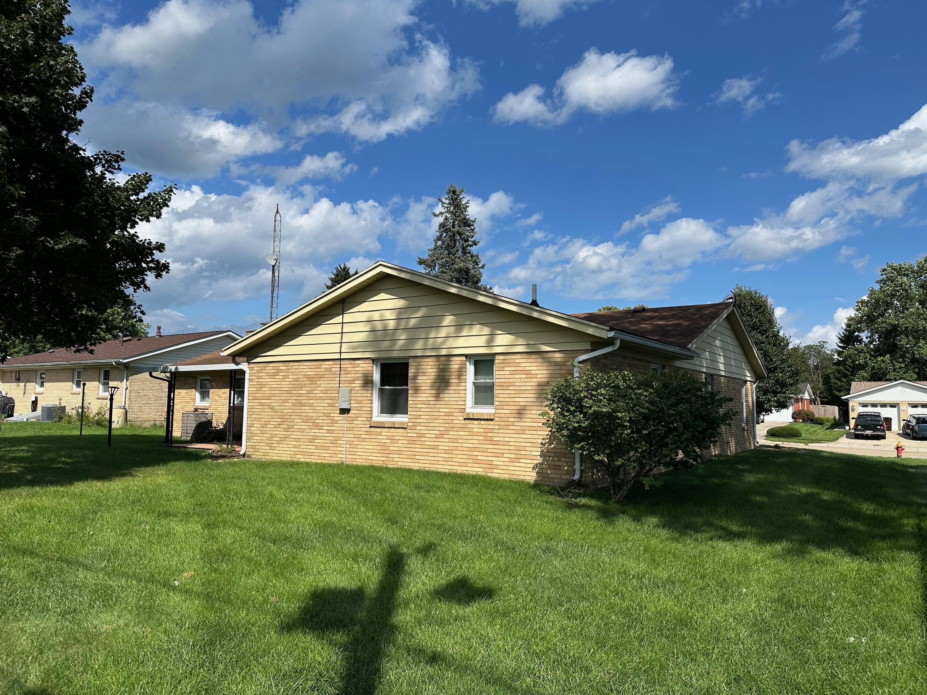 219 Smith, New Carlisle, Ohio 45344