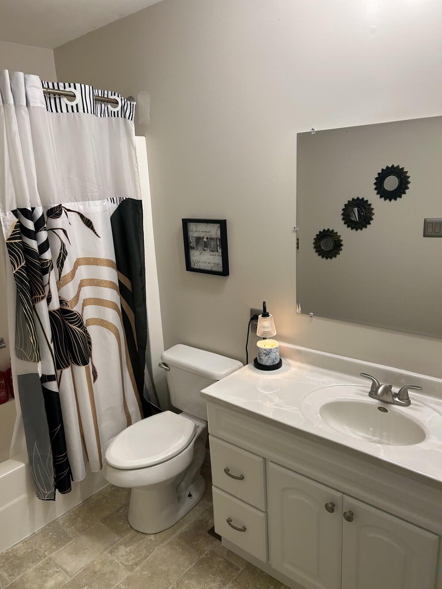 1713 Kingsbury, Saint Marys, Ohio 45885