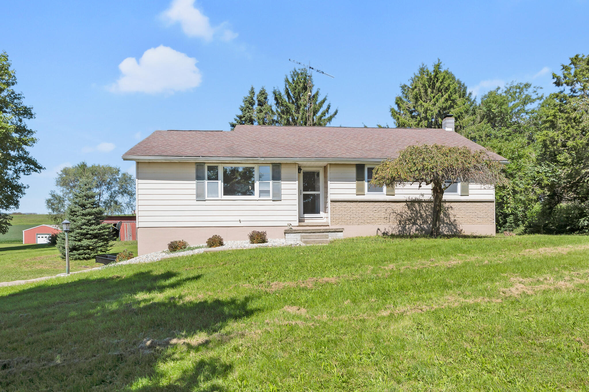 3690 County Road 18, Bellefontaine, Ohio 43311