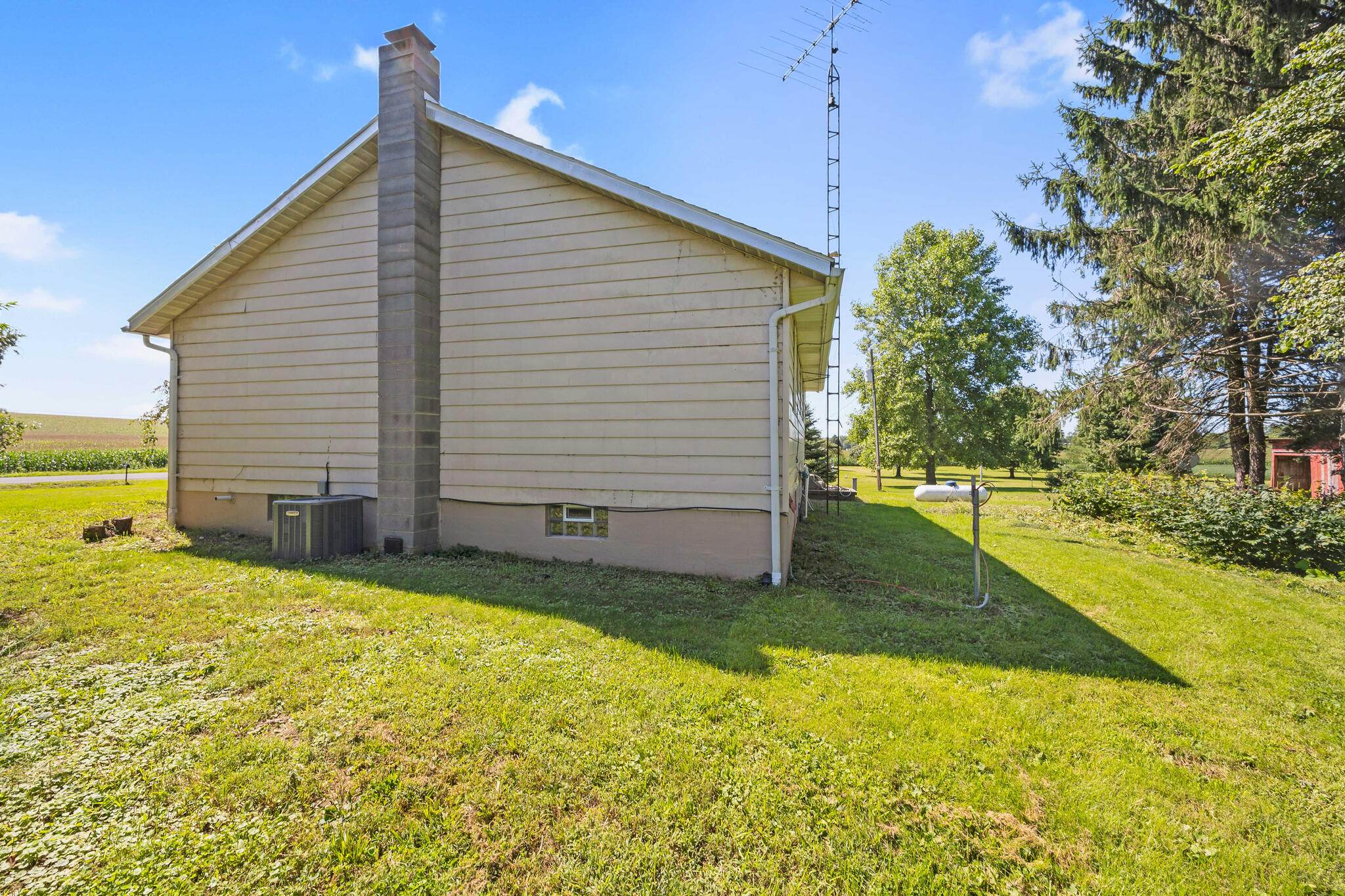 3690 County Road 18, Bellefontaine, Ohio 43311