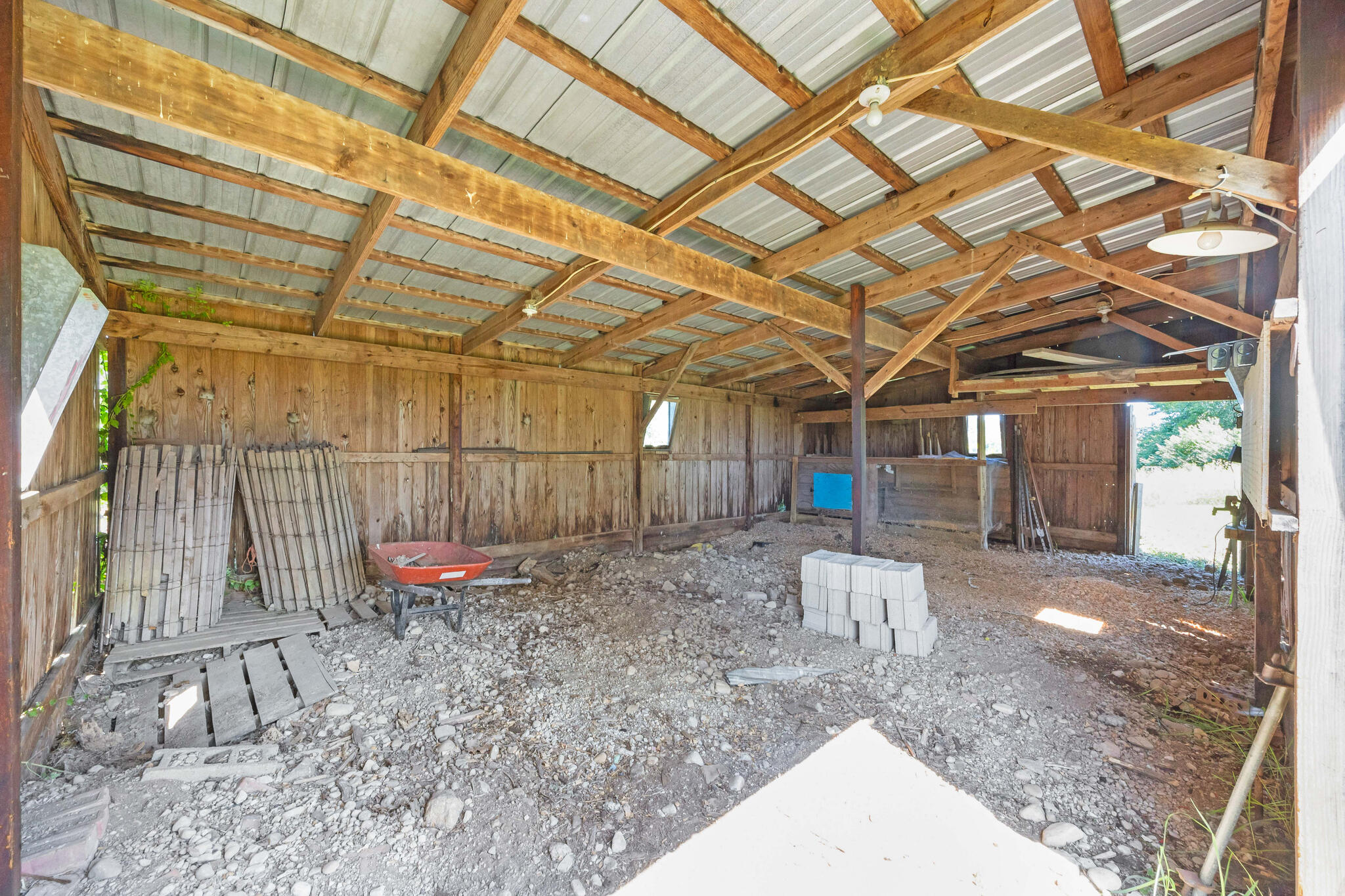 3690 County Road 18, Bellefontaine, Ohio 43311