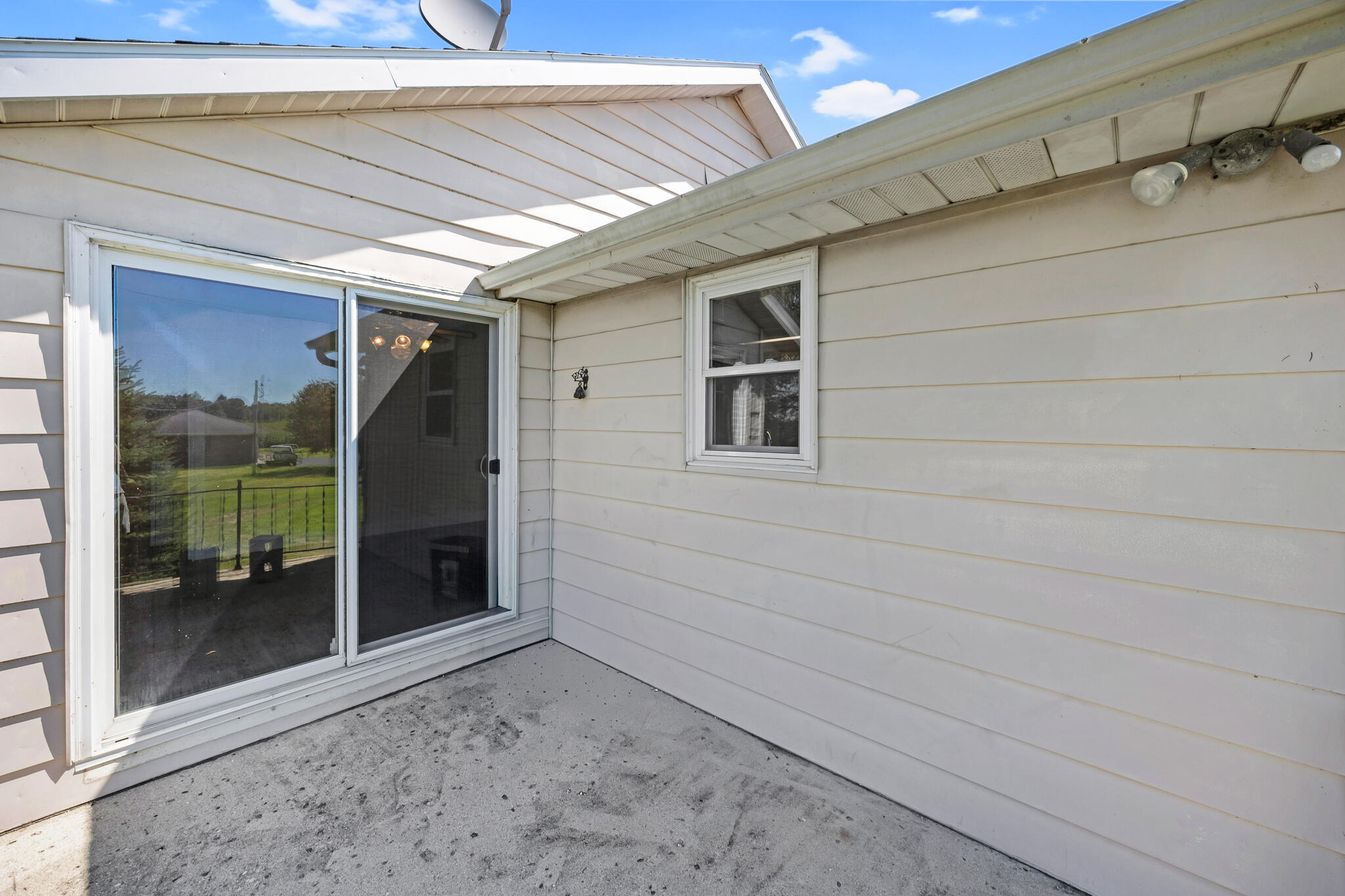 3690 County Road 18, Bellefontaine, Ohio 43311