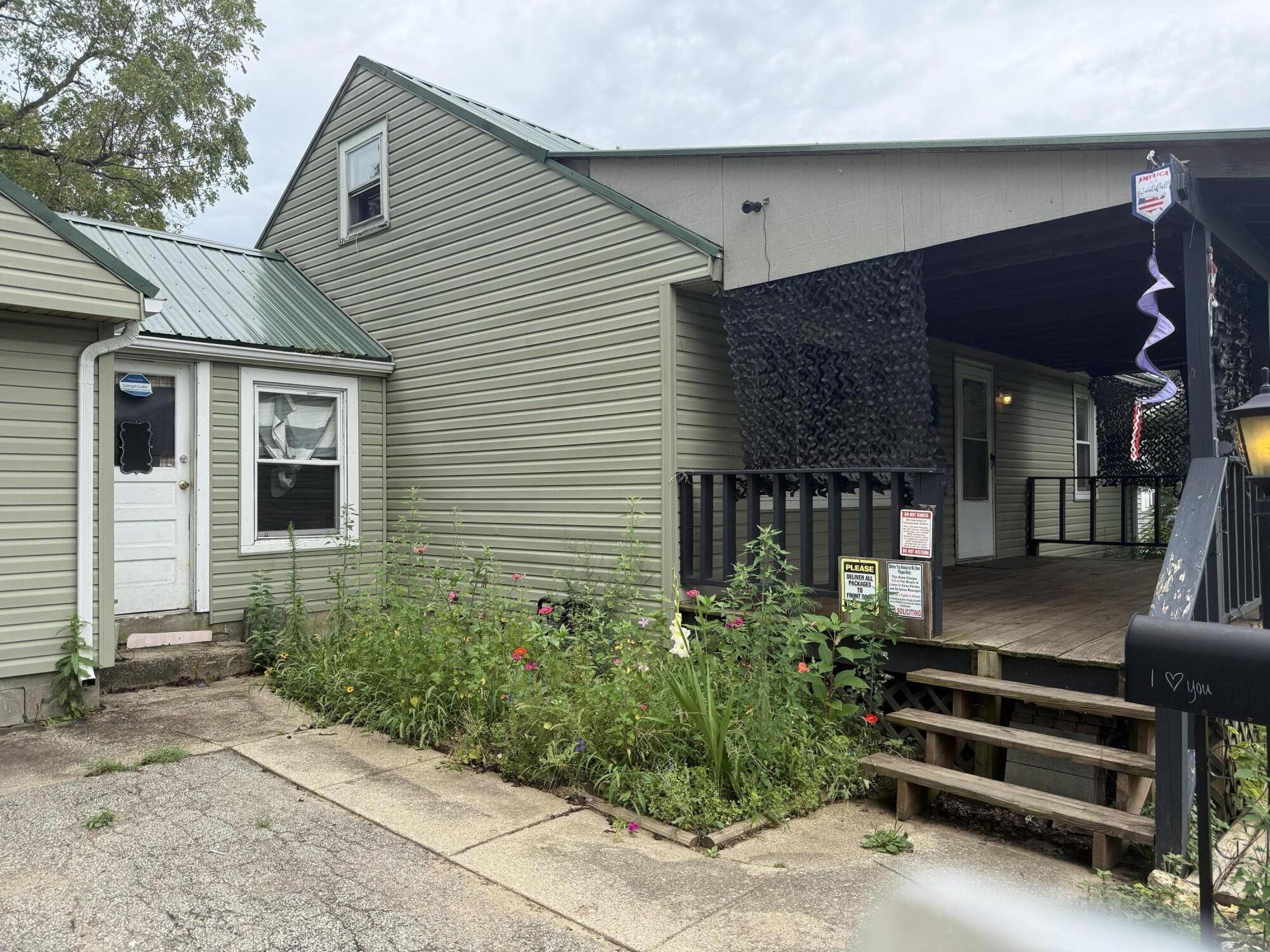 1964 Ontario, Dayton, Ohio 45414
