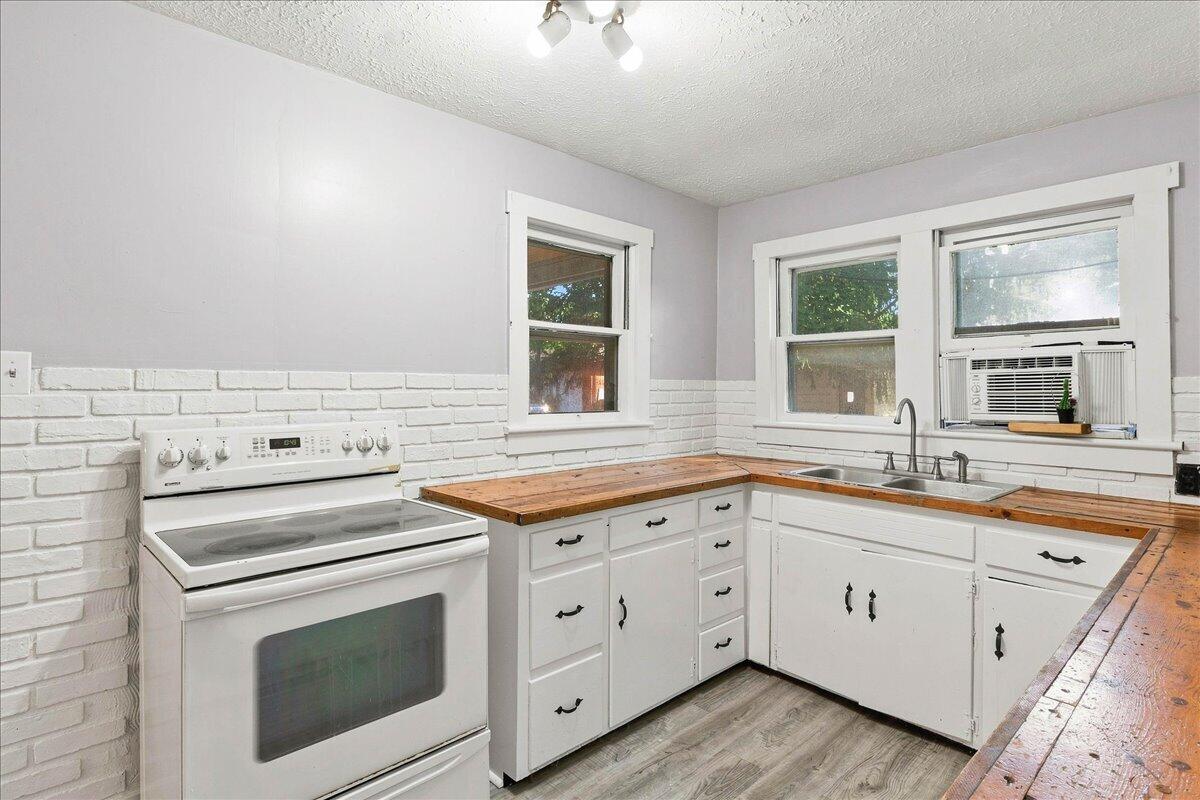 108 Boggs, De Graff, Ohio 43318